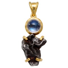 Steven Battelle Sinkote-Alin Meteorite Rainbow Moonstone 18K Gold Pendant