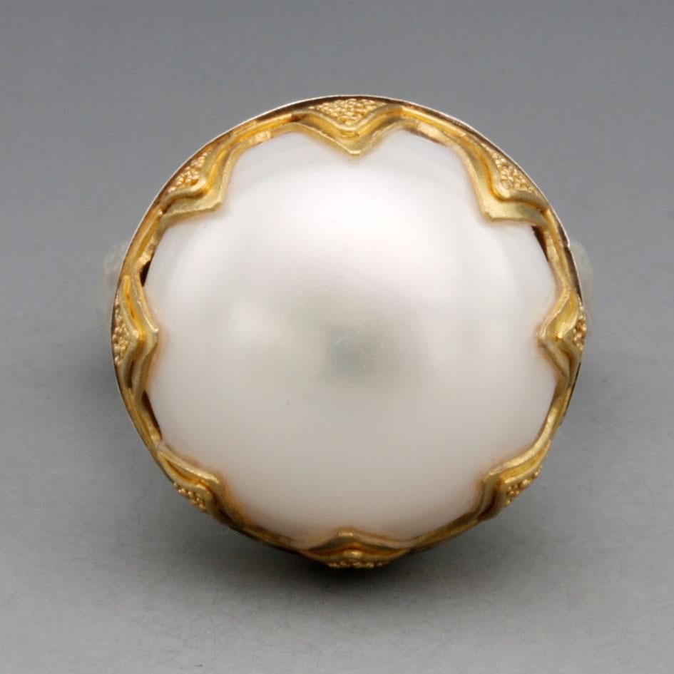 Contemporary Steven Battelle White Mabe Pearl Gold Silver Ring