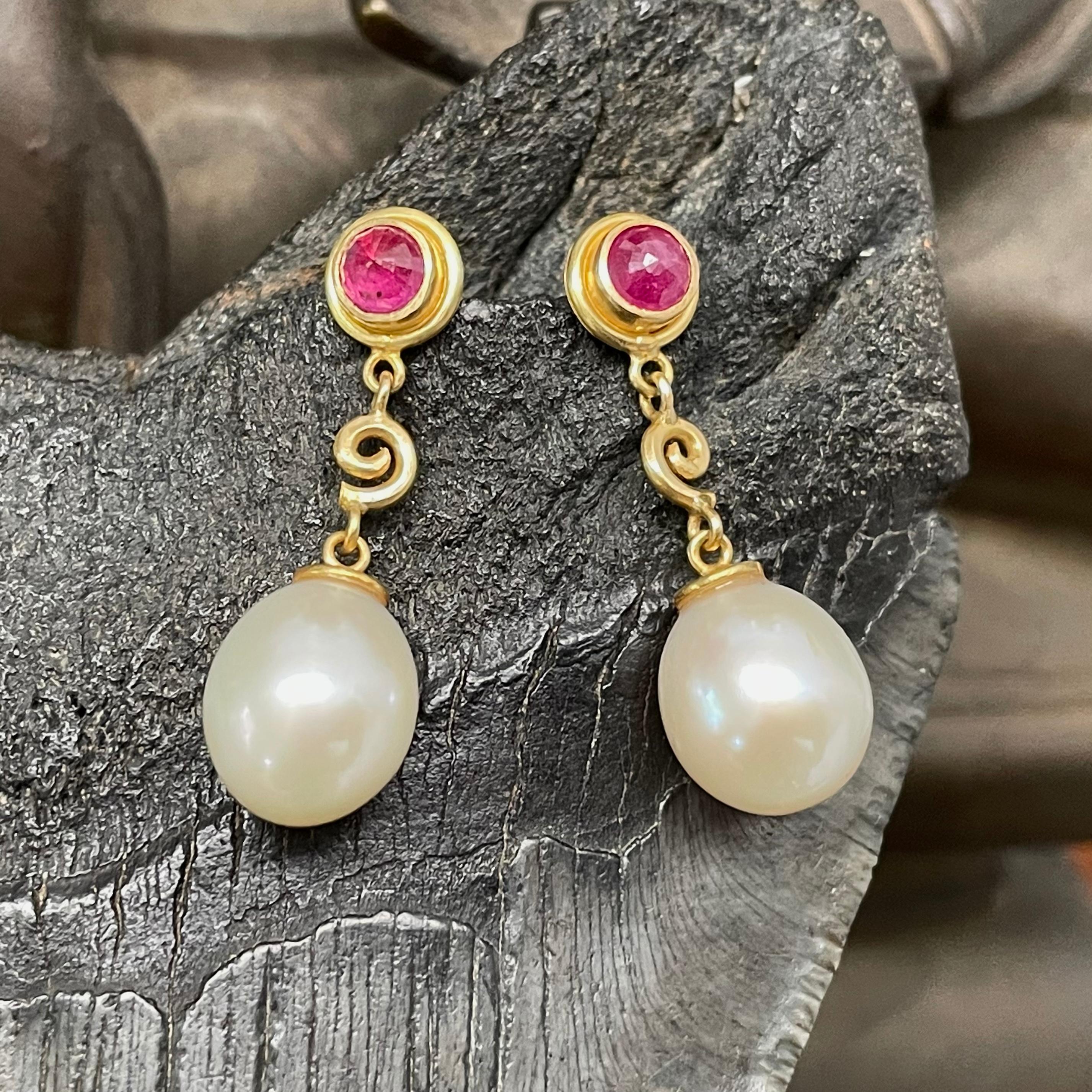 Contemporary Steven Battelle White Pearl and Ruby 18K Gold Post Earrings For Sale