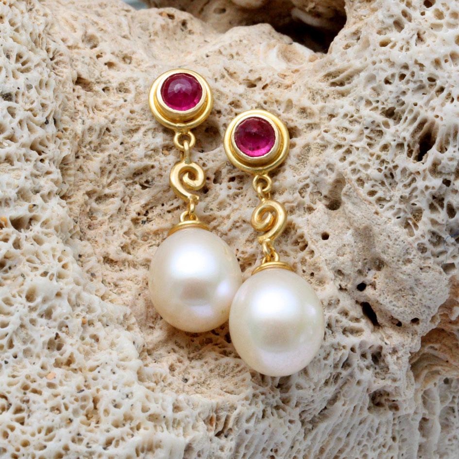 Steven Battelle White Pearl and Ruby 18K Gold Post Earrings For Sale 2