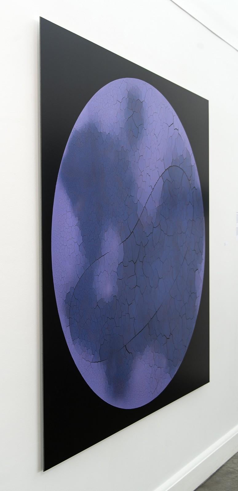 Blue Moon 2 2/3 - grande, spectaculaire, abstraite, impression numérique d'archives en haute résolution  - Photograph de Steven Heinemann