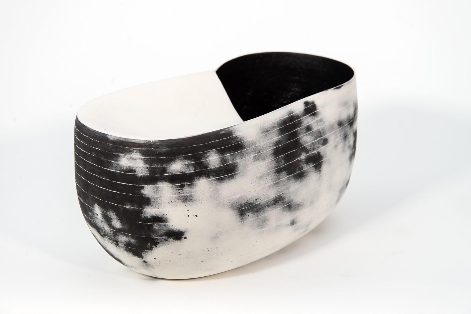 Borealis - black and white, nature inspired, elongated, ceramic, tabletop vessel - Sculpture by Steven Heinemann