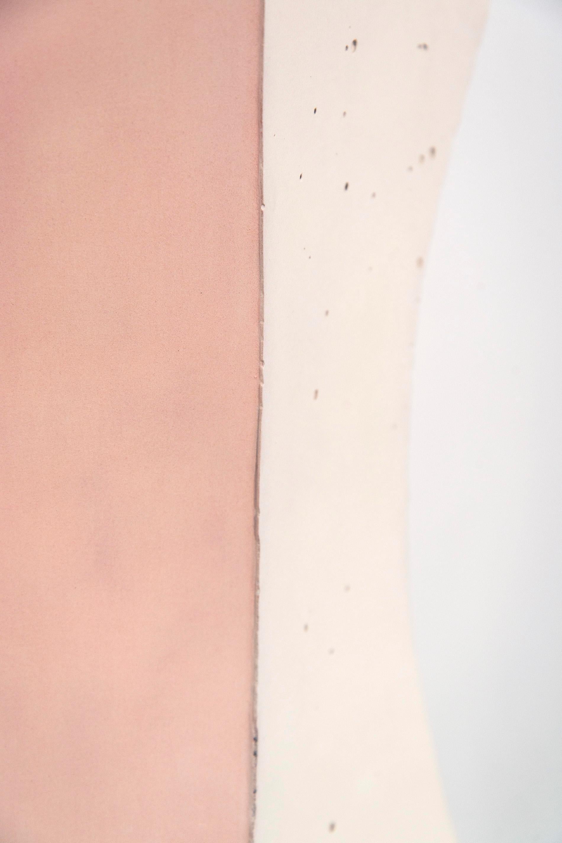 Hive - white, pink, contemporary, handmade, ceramic wall sculpture en vente 5
