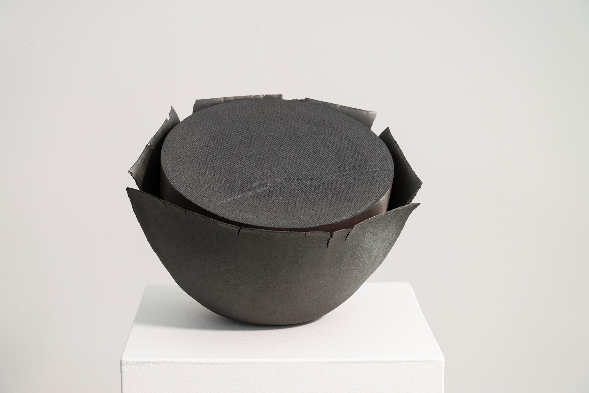 Husk Series #1 (black) - contemporary, abstract, ceramic, indoor sculpture For Sale 1