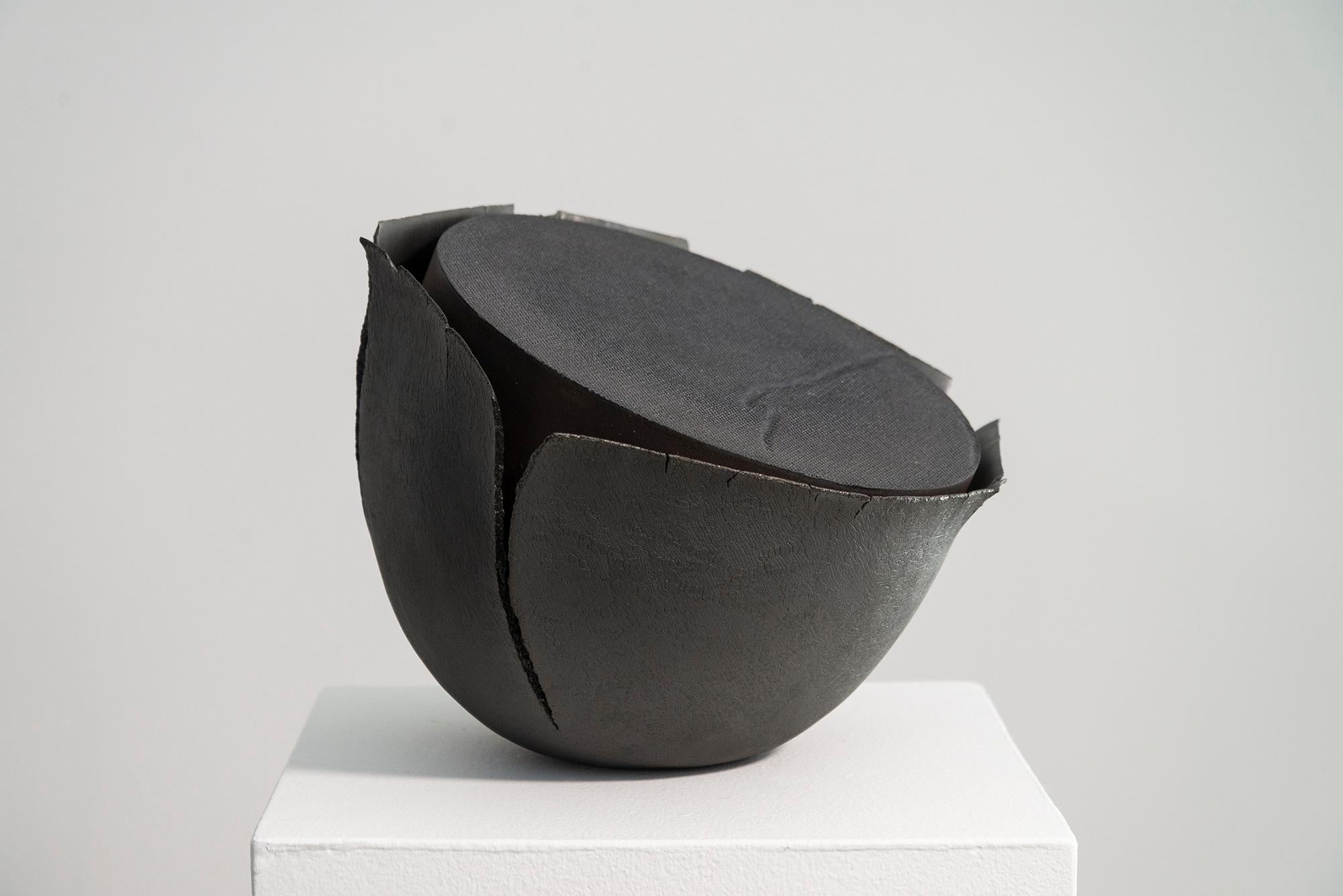 Husk Series #1 (black) - contemporary, abstract, ceramic, indoor sculpture - Sculpture by Steven Heinemann