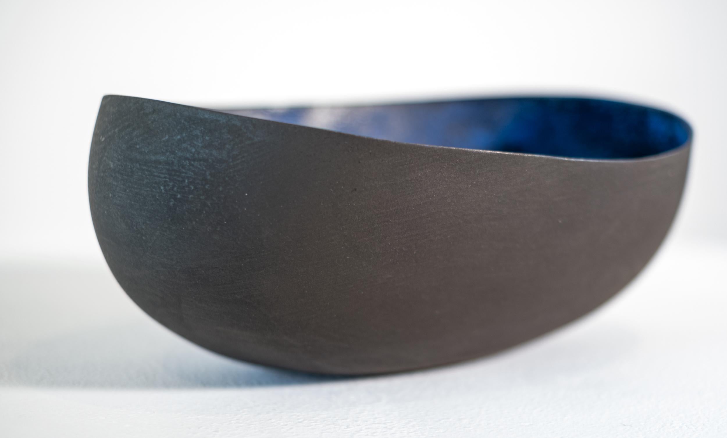 Untitled Bowl with Circles - contemporary, ceramic, tabletop, vessel, sculpture For Sale 1