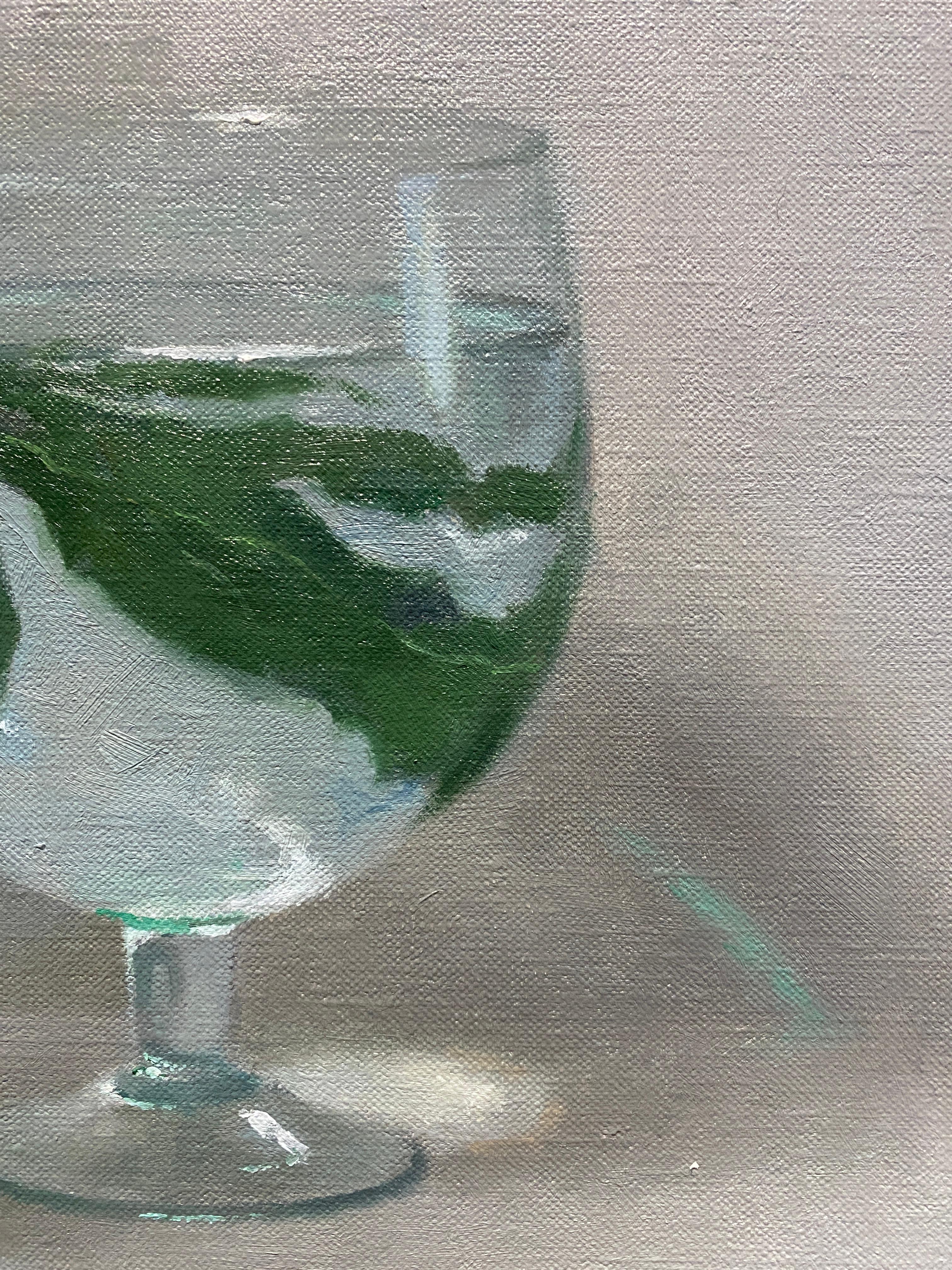 „Flowers in Goblet“ – realistisches Ölgemälde aus Stillleben, Knospenrosen in 3 Gläsern im Angebot 8