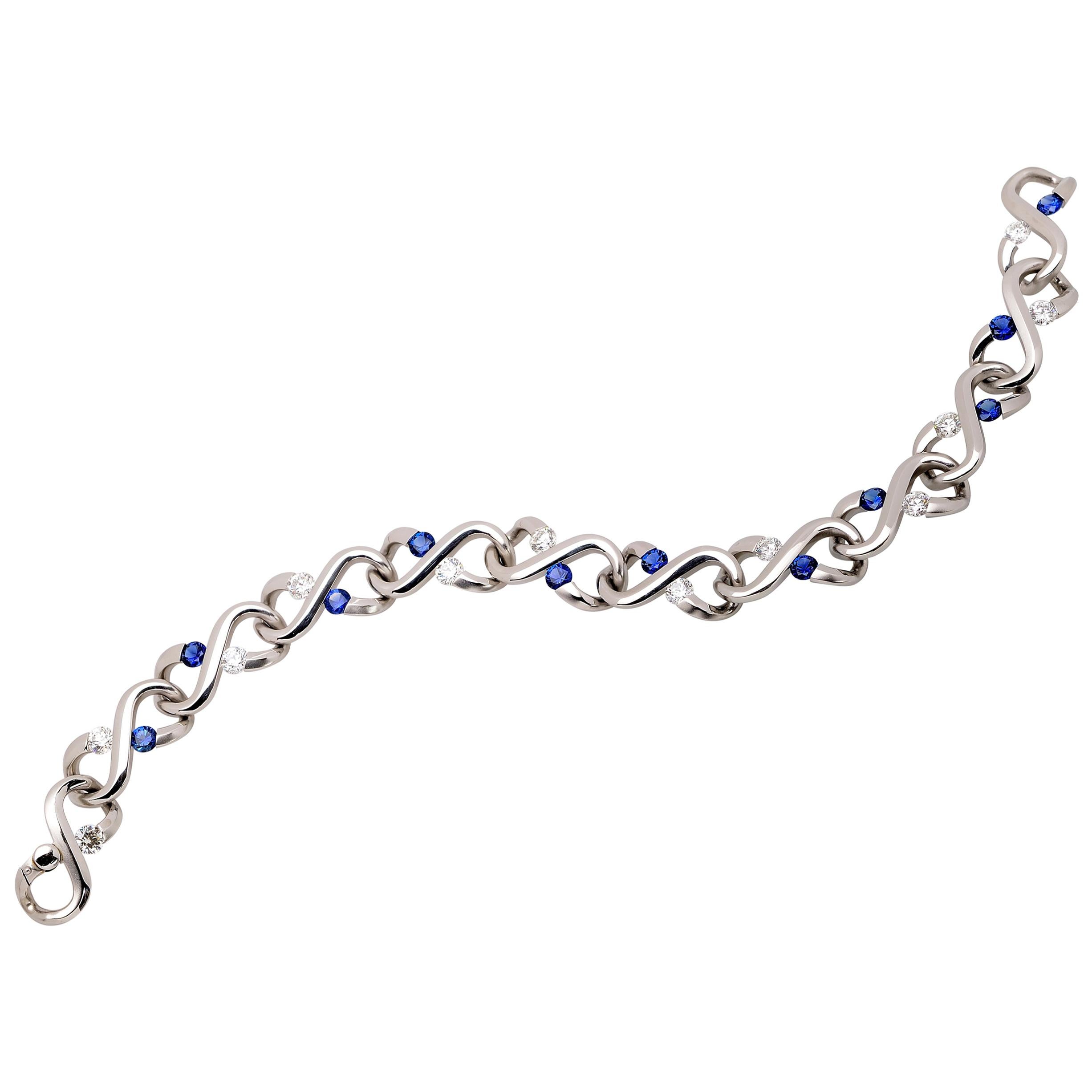 Steven Kretchmer Small Infinity Bracelet with Tension-Set Diamonds and Sapphires im Angebot
