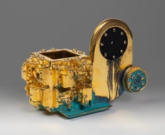 "Tasse mit Uhrwerk", Contemporary, Keramik, Skulptur, Goldglanz, Glasur
