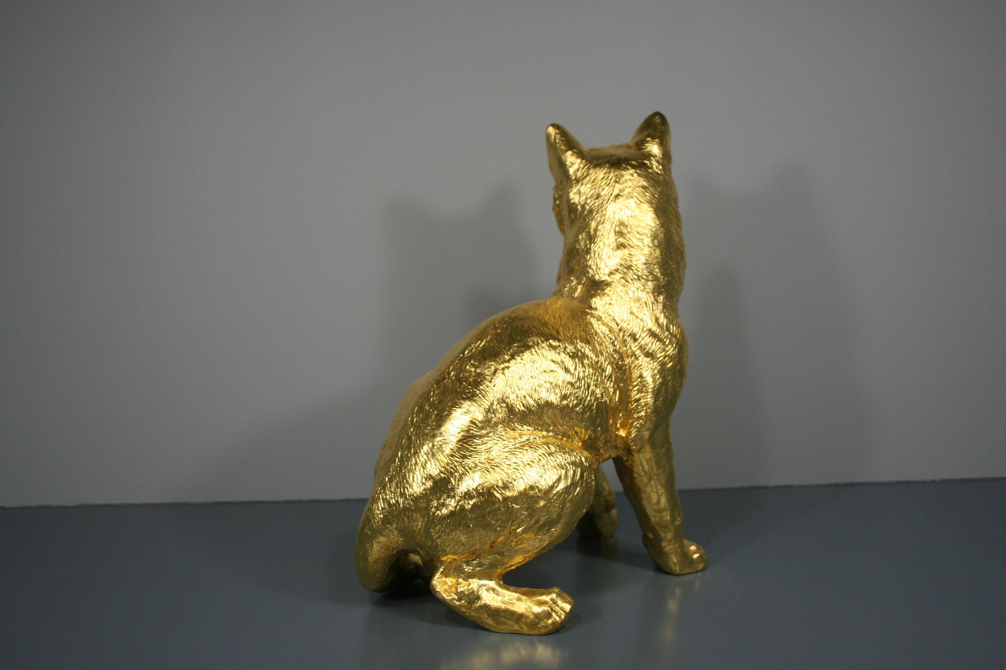 This pair of majestic cats is traditional gold-plated with 24k gold leaf and can function as an outstanding center piece for any environment, as they can be placed both outside and inside. 
Using their directed view these two will be able to guide