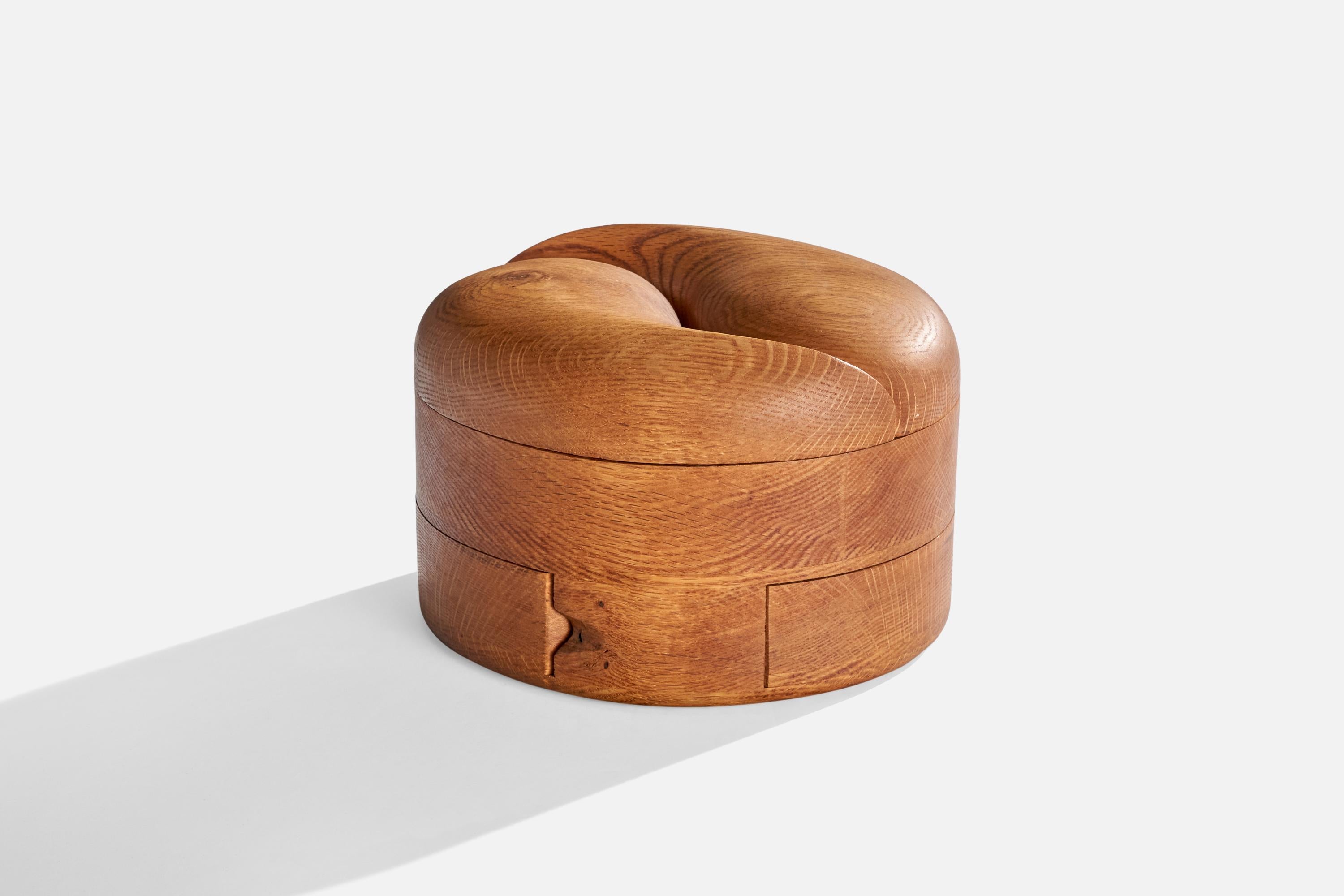 American Steven Spiro, Jewelry Box, Oak, USA, 1970s For Sale
