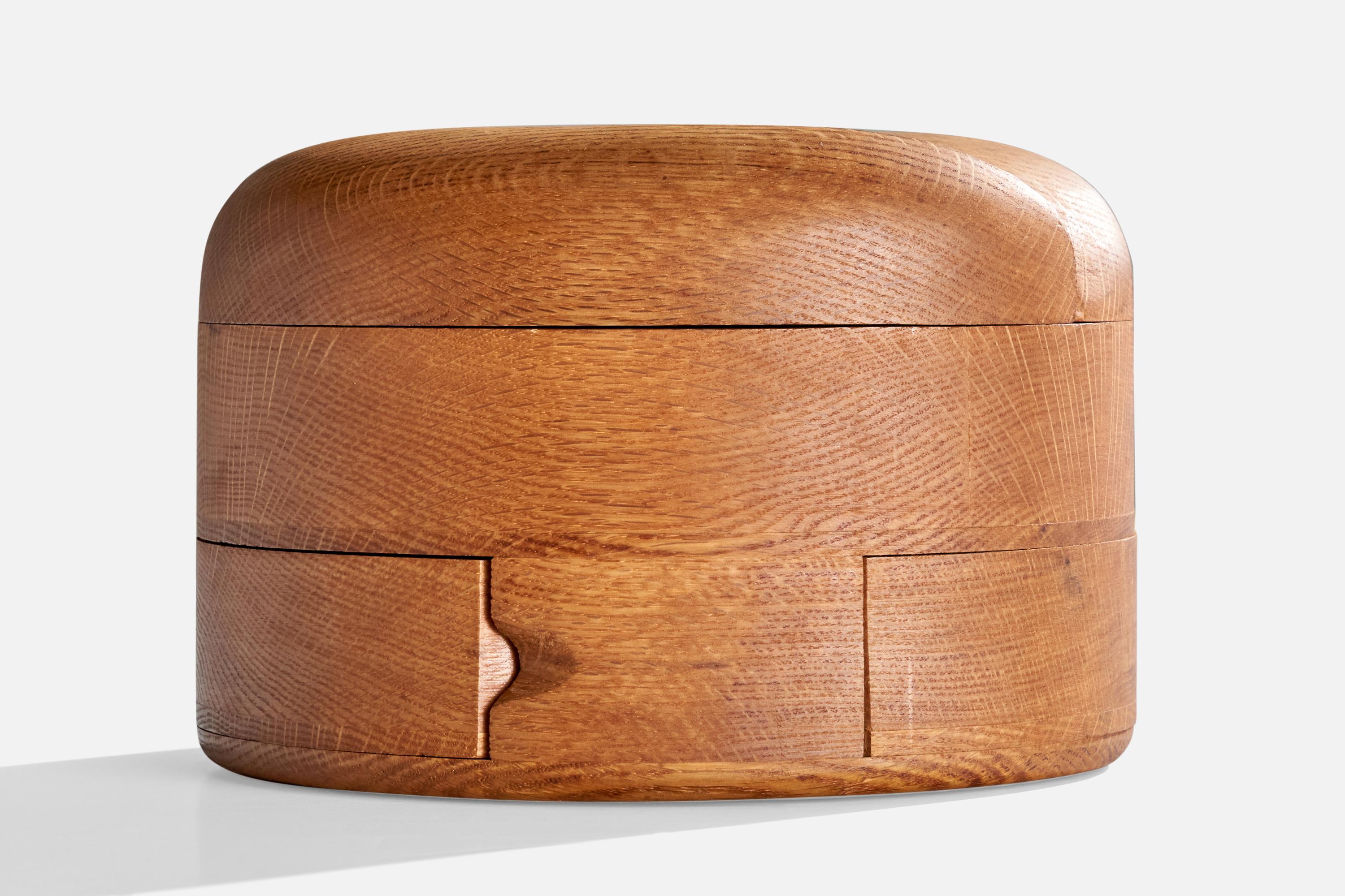Steven Spiro, Jewelry Box, Oak, USA, 1970s For Sale 1