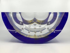 Vetro fuso contemporaneo, effetto ottico, design, blu, "Cuttyaugh Rocks Boat".