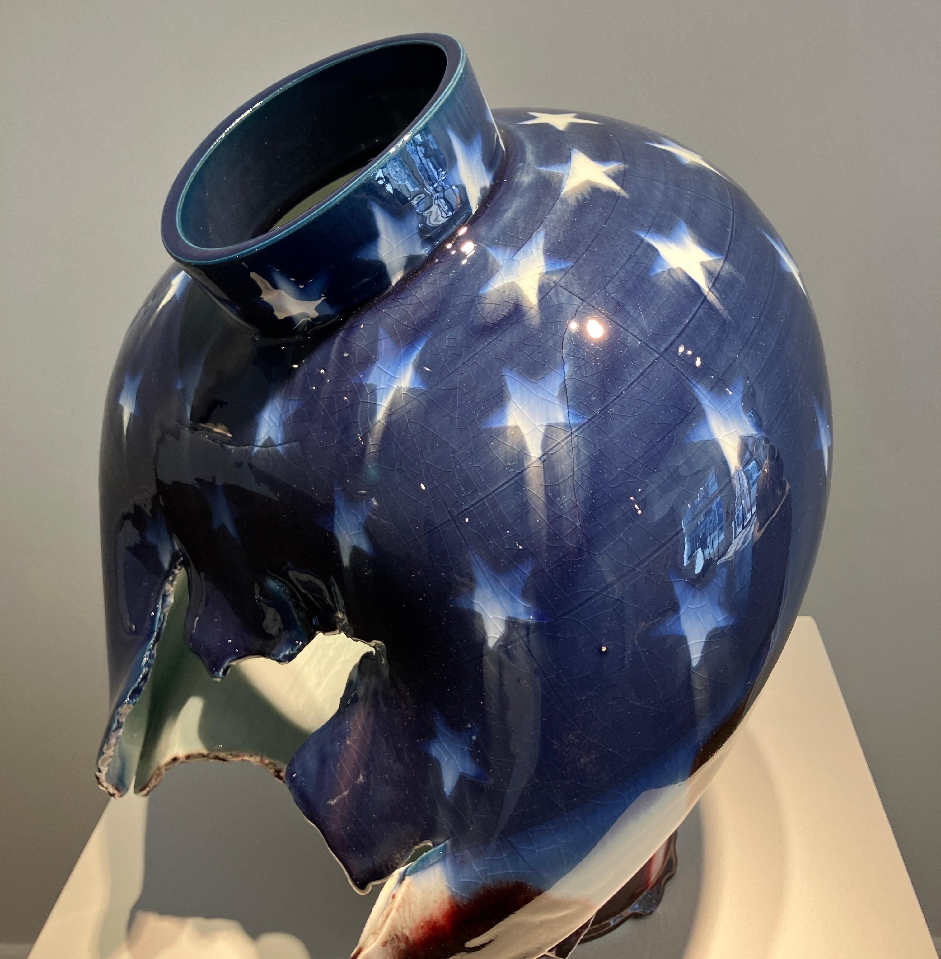 Escultura contemporánea de porcelana, forma de vasija tradicional coreana, deconstruida en venta 4