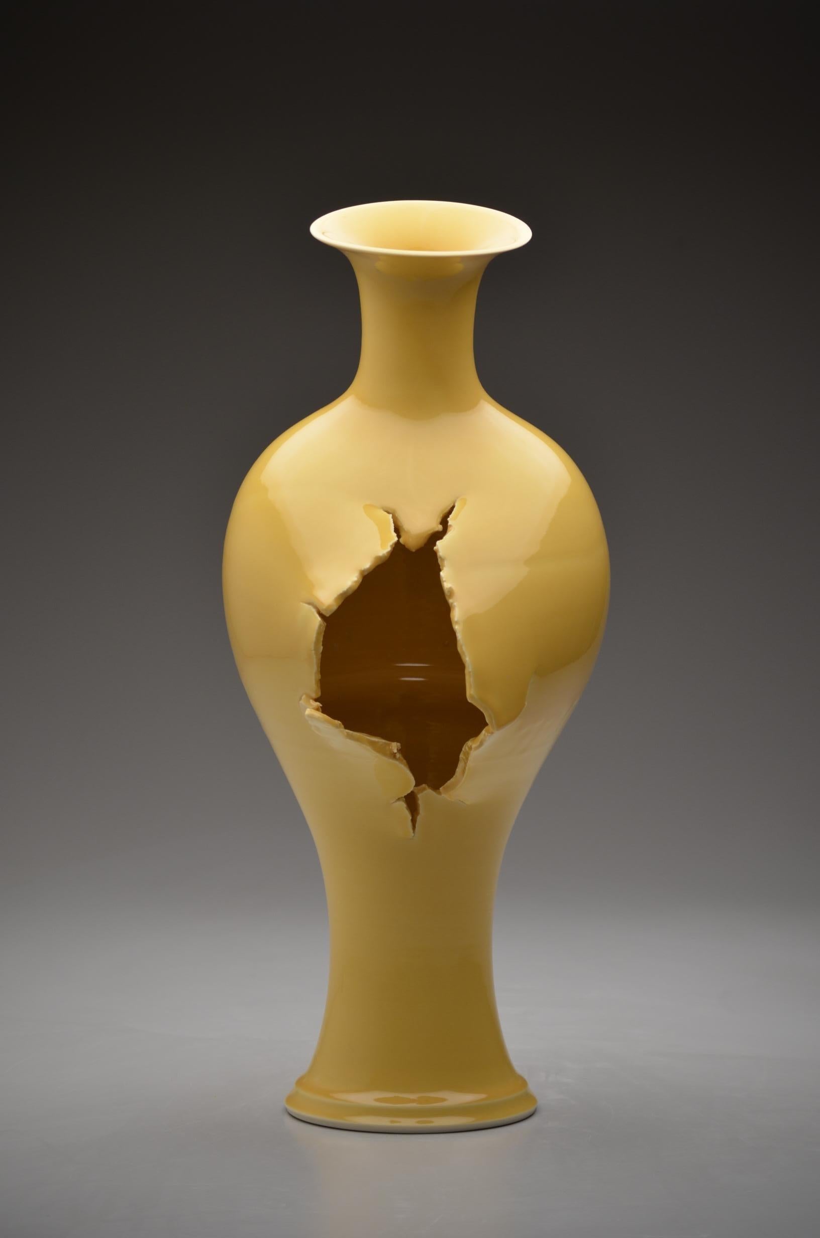 Contemporary Porcelain Sculpture, Traditional Korean Vessel Form, Yellow

Steven Young Lee is the Resident Artist Director of the Archie Bray Foundation in Helena, Montana. A Chicago native, he received his MFA in Ceramics from the New York State
