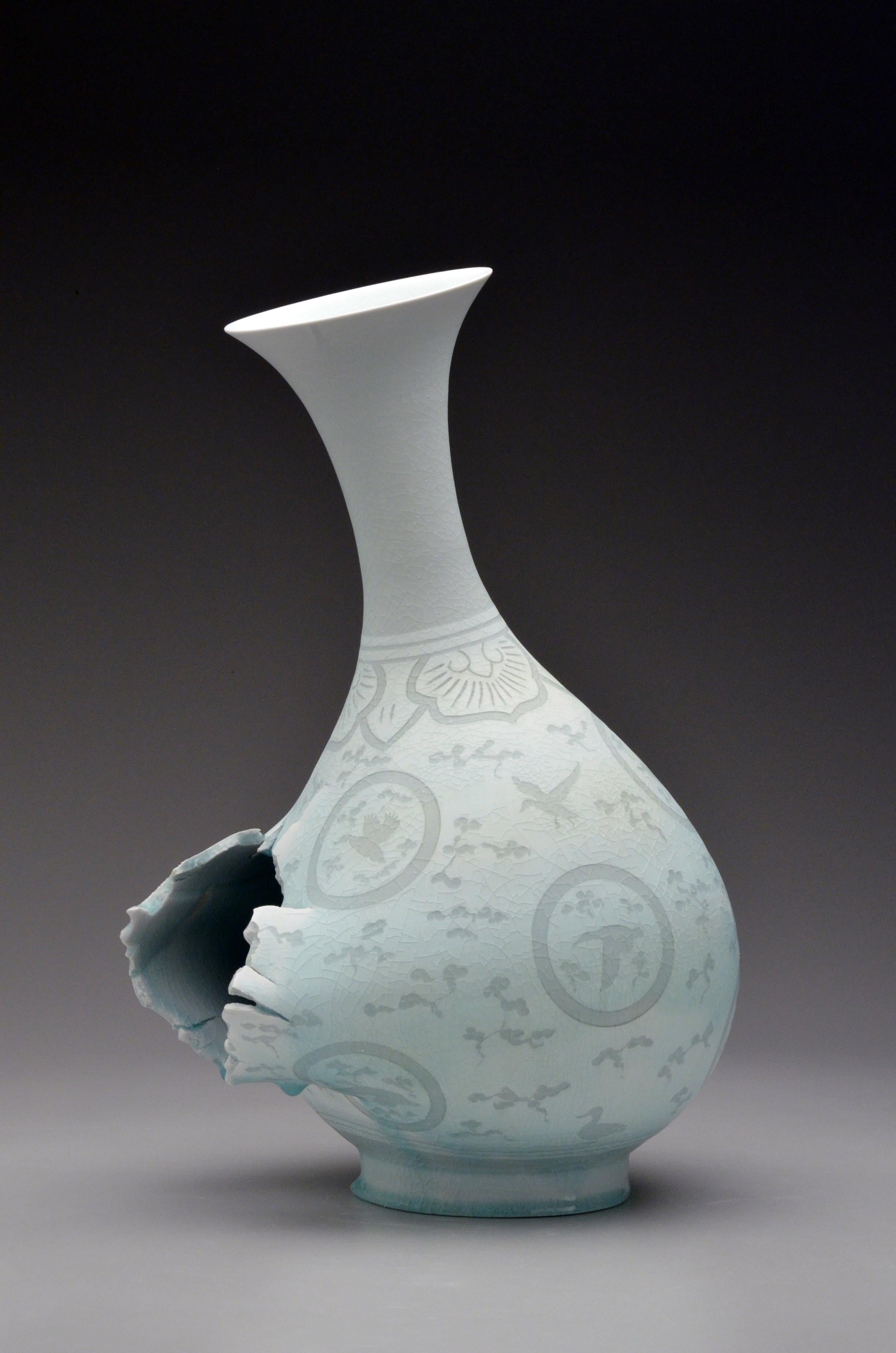 Contemporary Porcelain Ceramic Sculpture with Surface Illustration and Glaze 2
