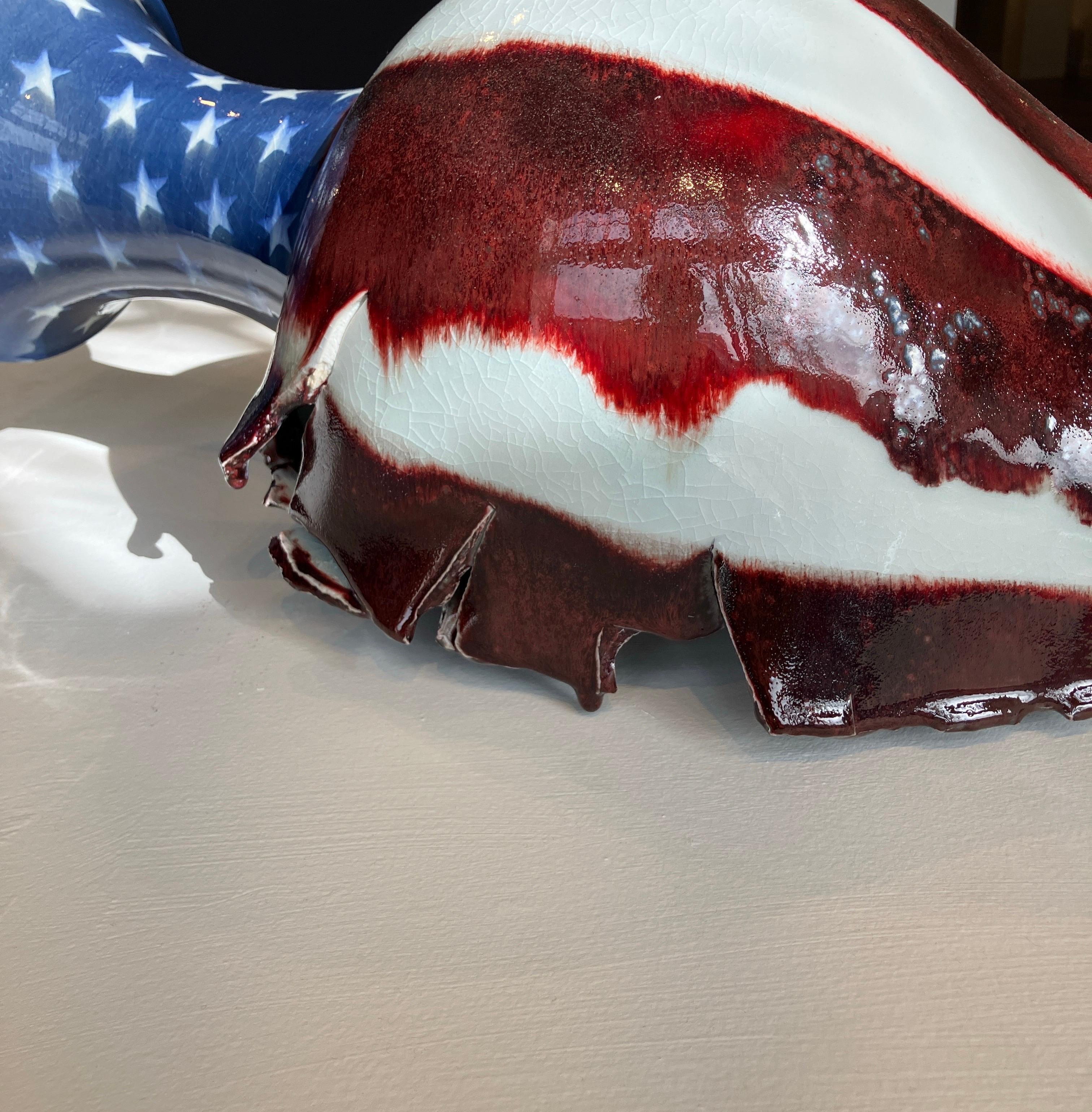 Zeitgenössische Porzellangefäßform, dekonstruiert, skulptural, glasierte Oberfläche im Angebot 5