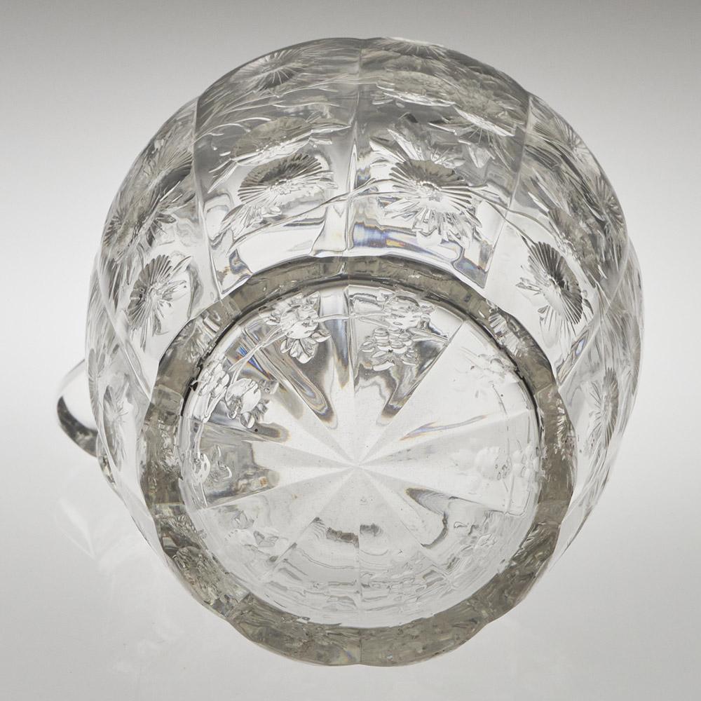Stevens & Williams Jarra de agua de cristal de roca tallado en calcografía en venta 3