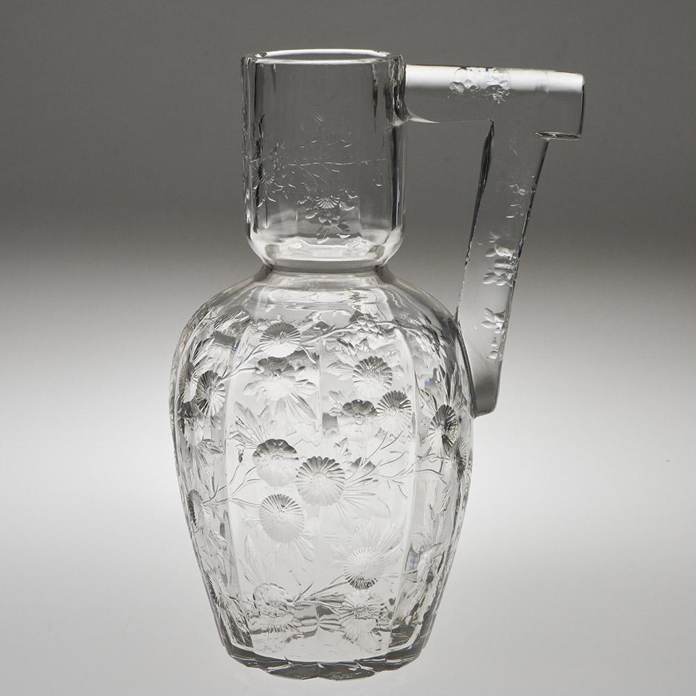 Stevens & Williams Jarra de agua de cristal de roca tallado en calcografía Victoriano tardío en venta