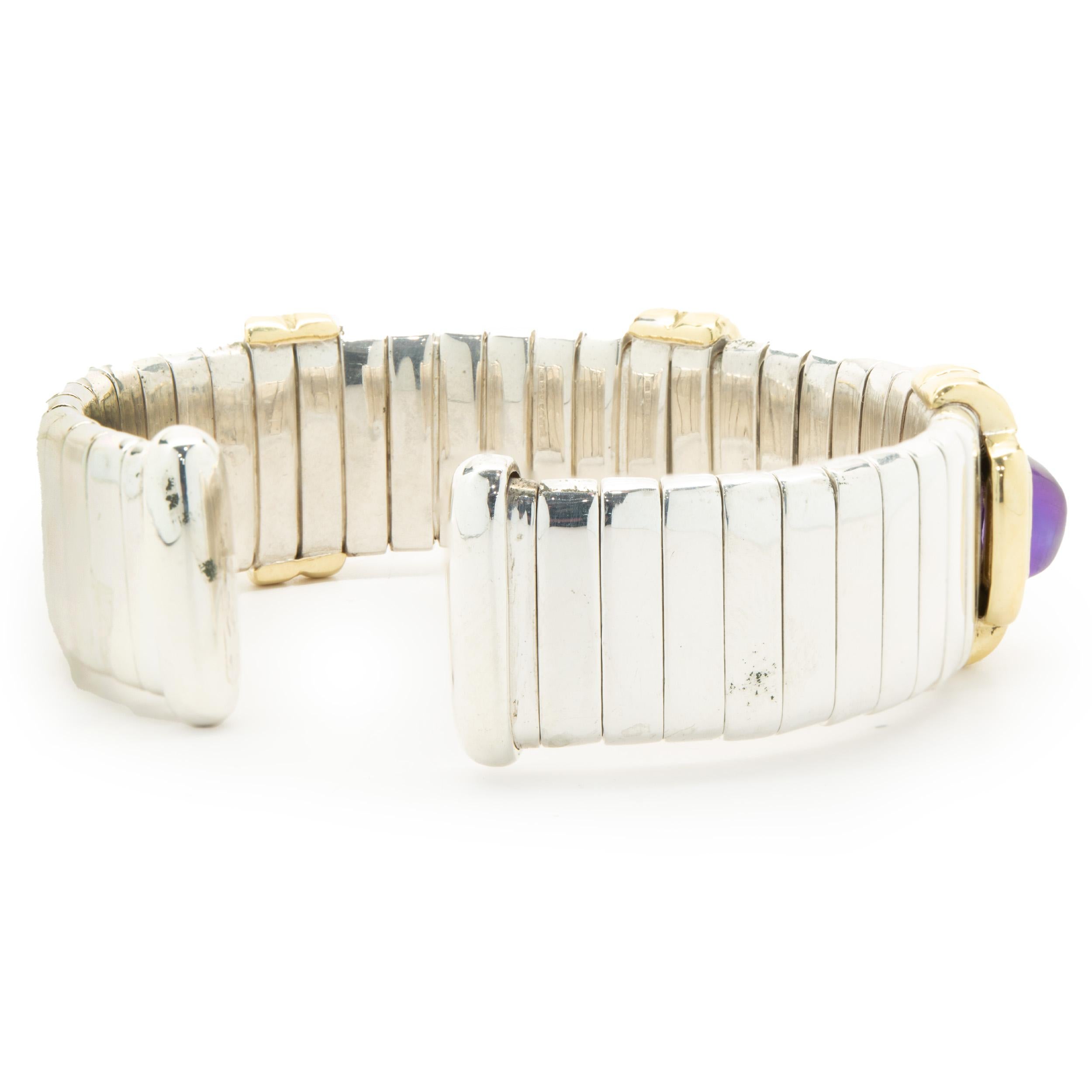 Flex Manschettenarmband aus Sterlingsilber und 18 Karat Gelbgold mit Amethyst von Stevens (Cabochon)