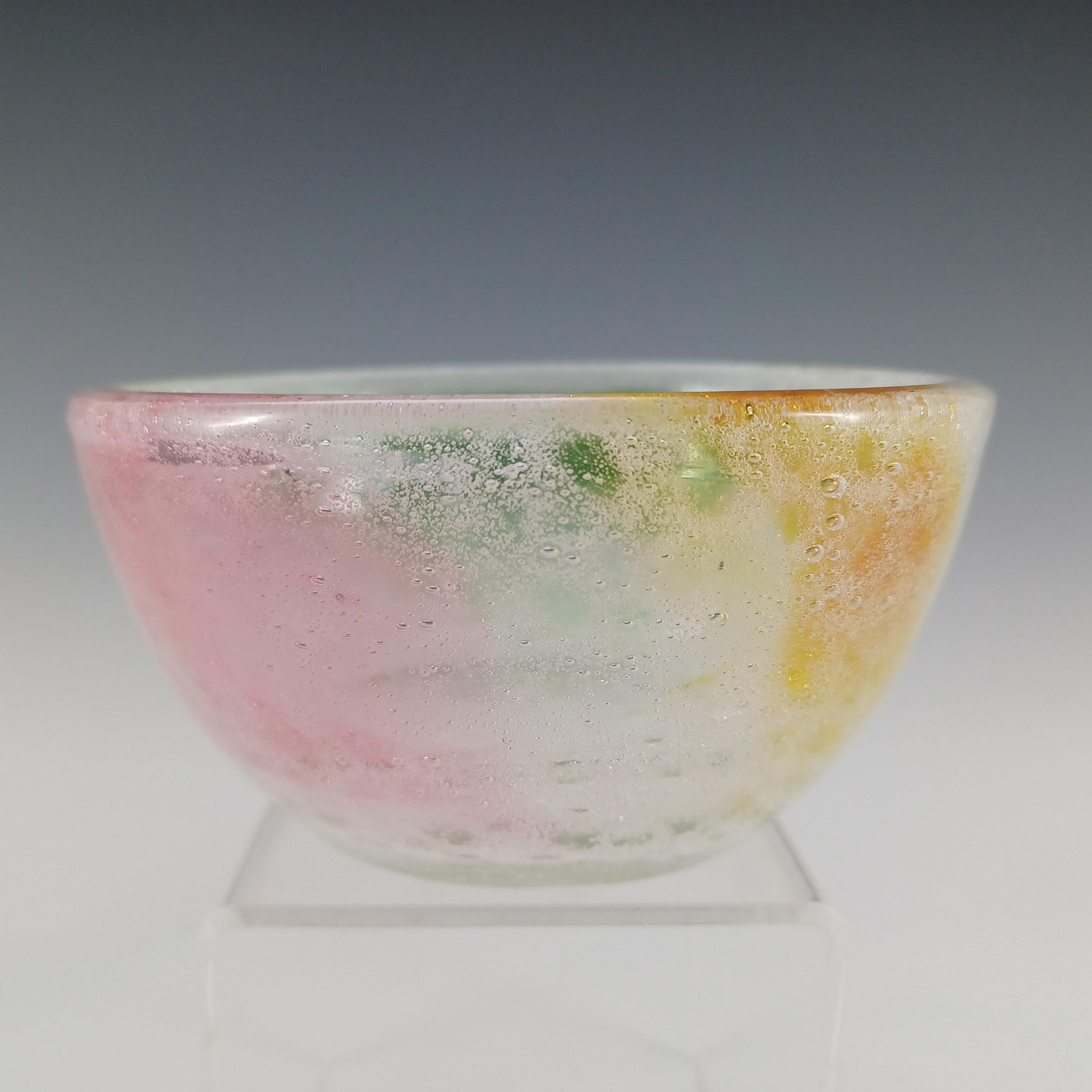 Stevens & Williams? 1940er Bubbly-Regenbogen-Glasschale (Moderne der Mitte des Jahrhunderts) im Angebot