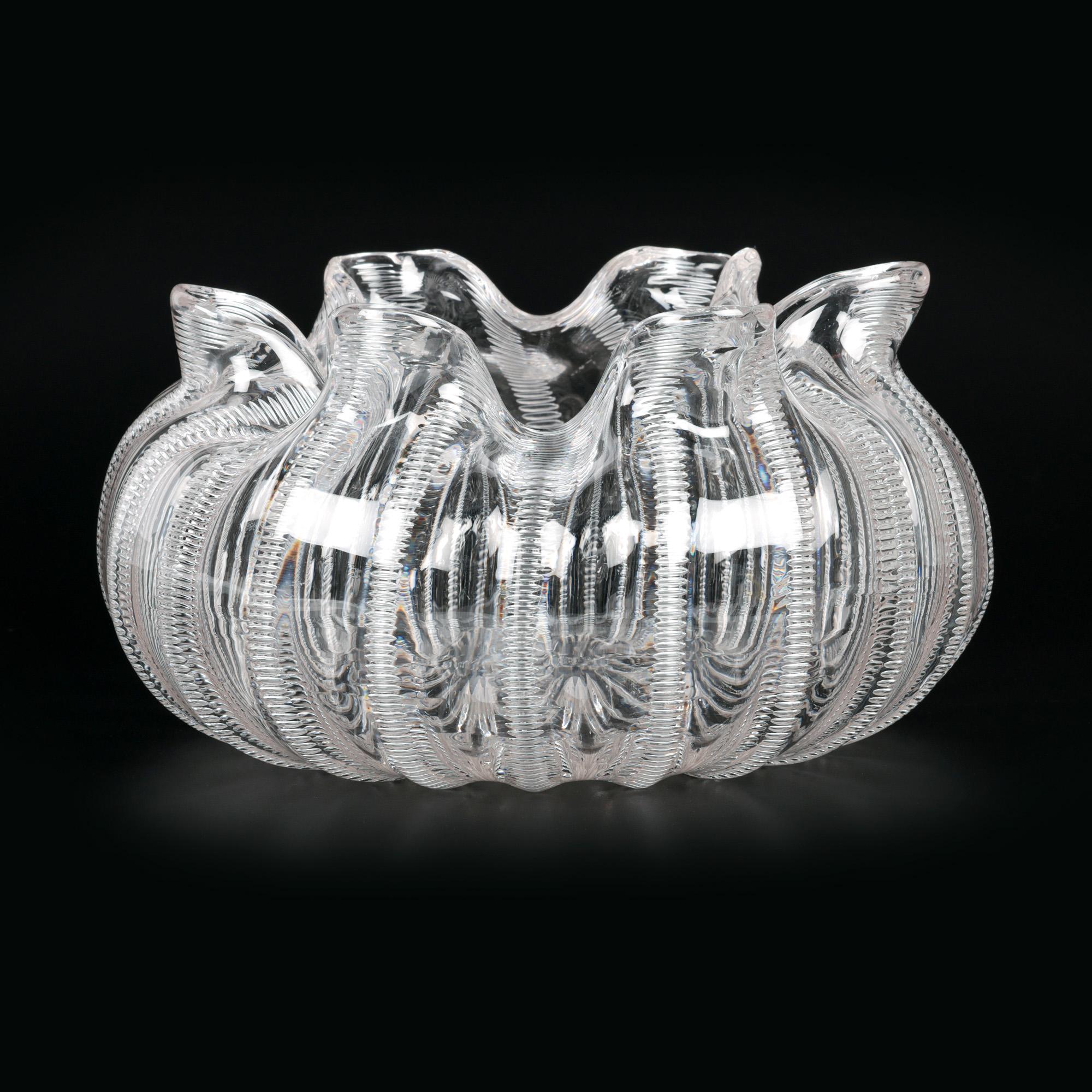 Hand-Crafted Stevens & Williams Aesthetic Movement Jewel Pattern Glass Bowl For Sale