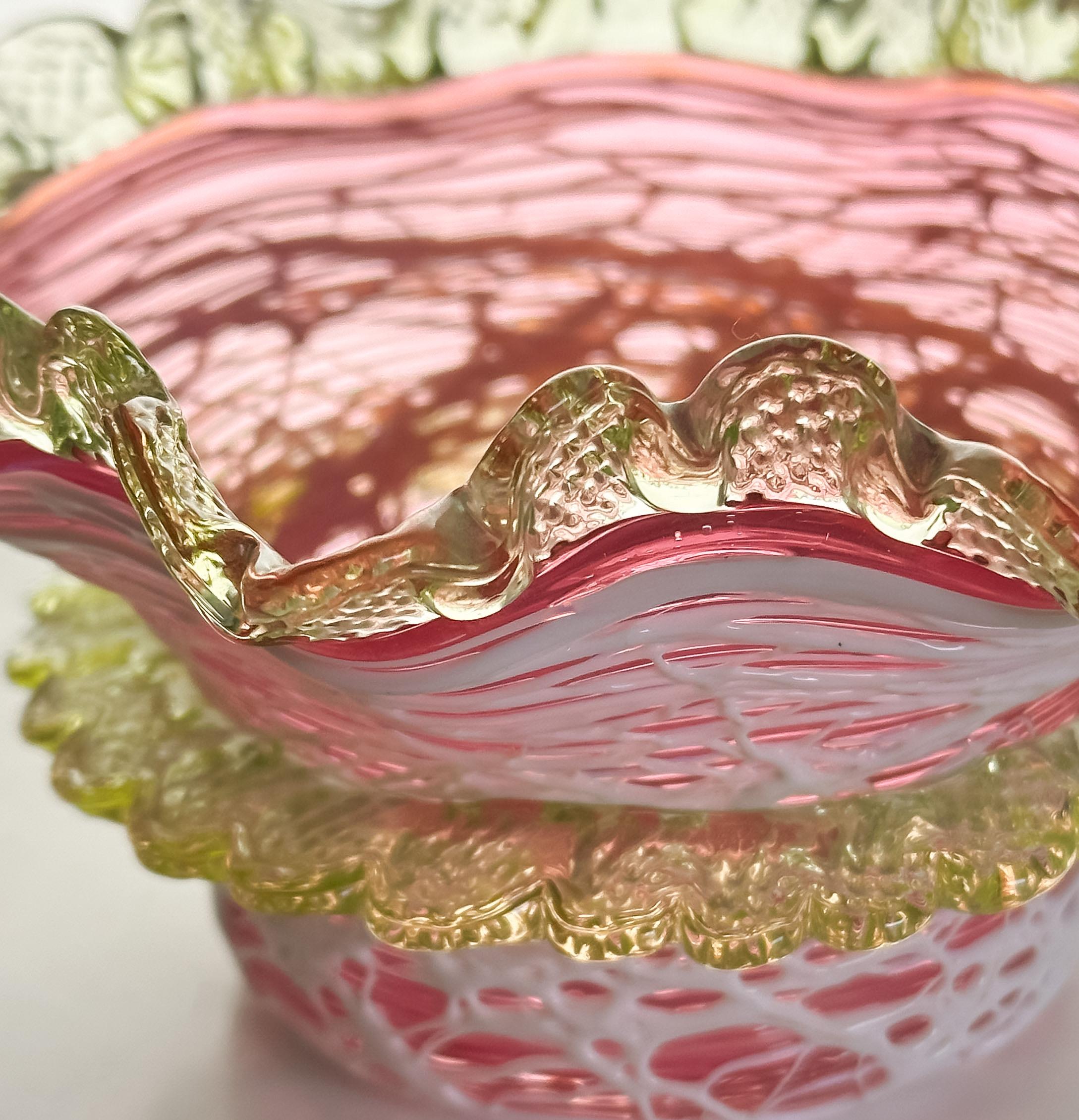 Hand-Crafted Stevens & Williams Victorian Cranberry and Uranium Glass Bowl, England 1890