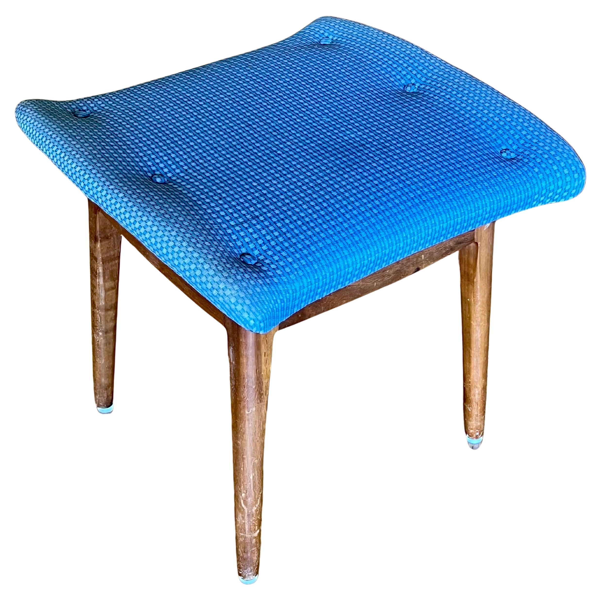 Stewart McDougall & Kipp Stewart "Declaration" Hocker oder Ottomane für Drexel Selten im Angebot