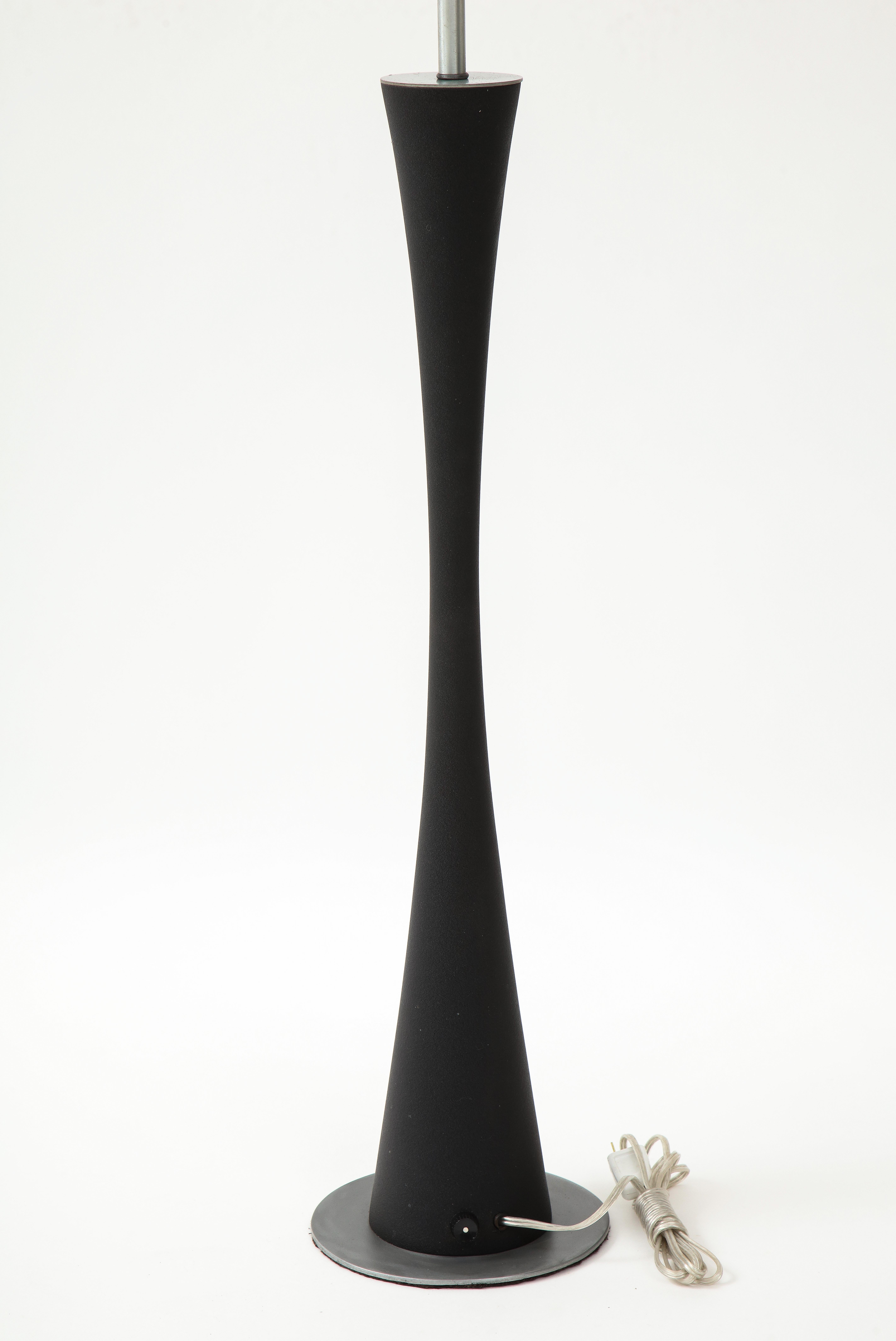 Stewart Ross James for Hansen Modernist Tall Table Lamp In Good Condition For Sale In New York, NY