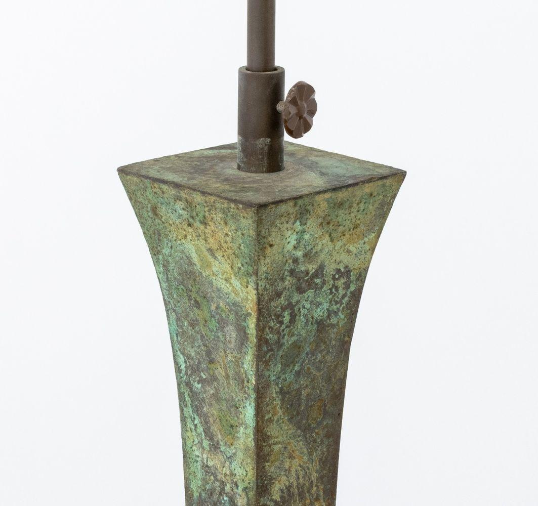 Lampe à poser en bronze vert Stewart Ross James Bon état - En vente à Astoria, NY