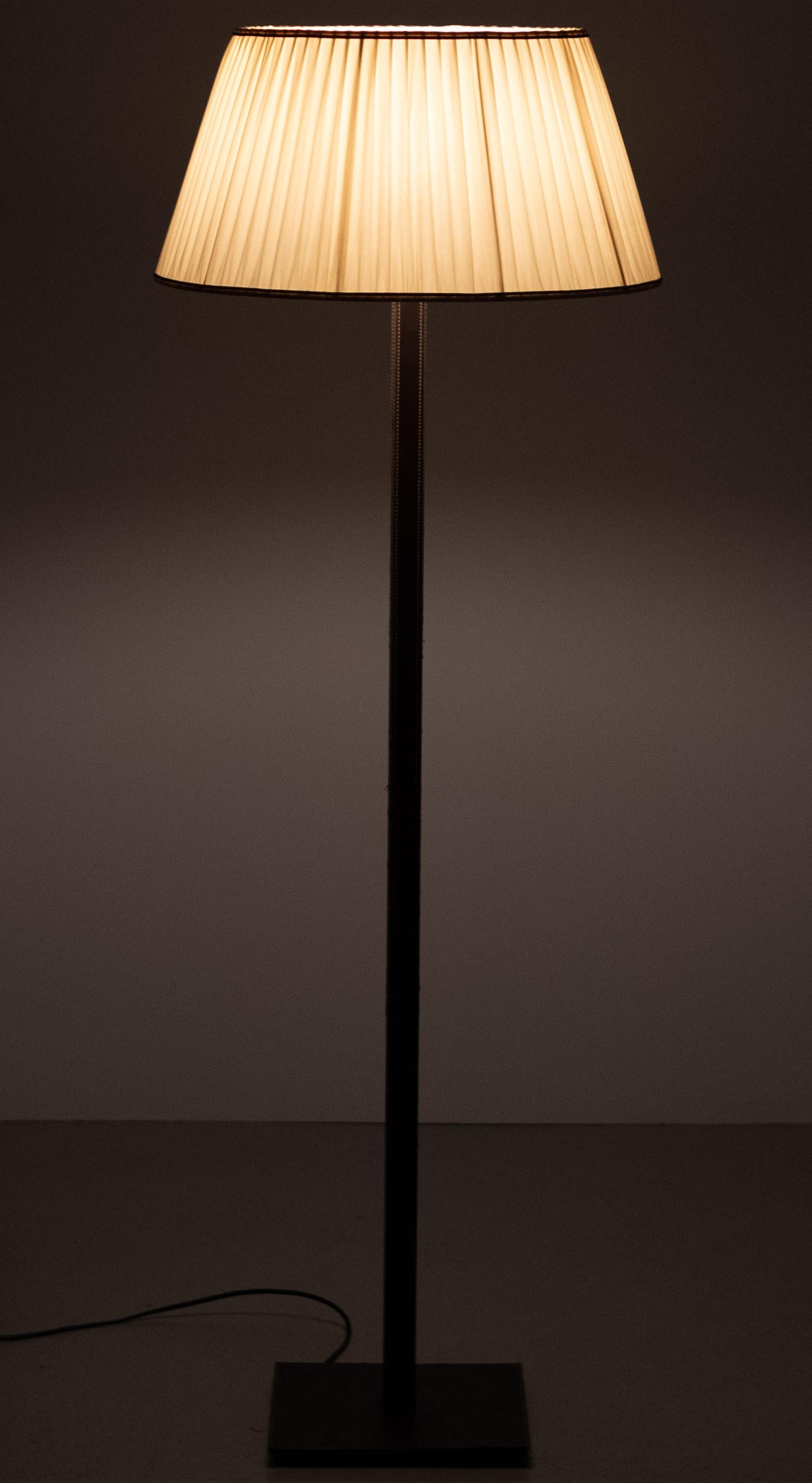 Stich Leather Floor lamp manufactured by SCE France  For Sale 5