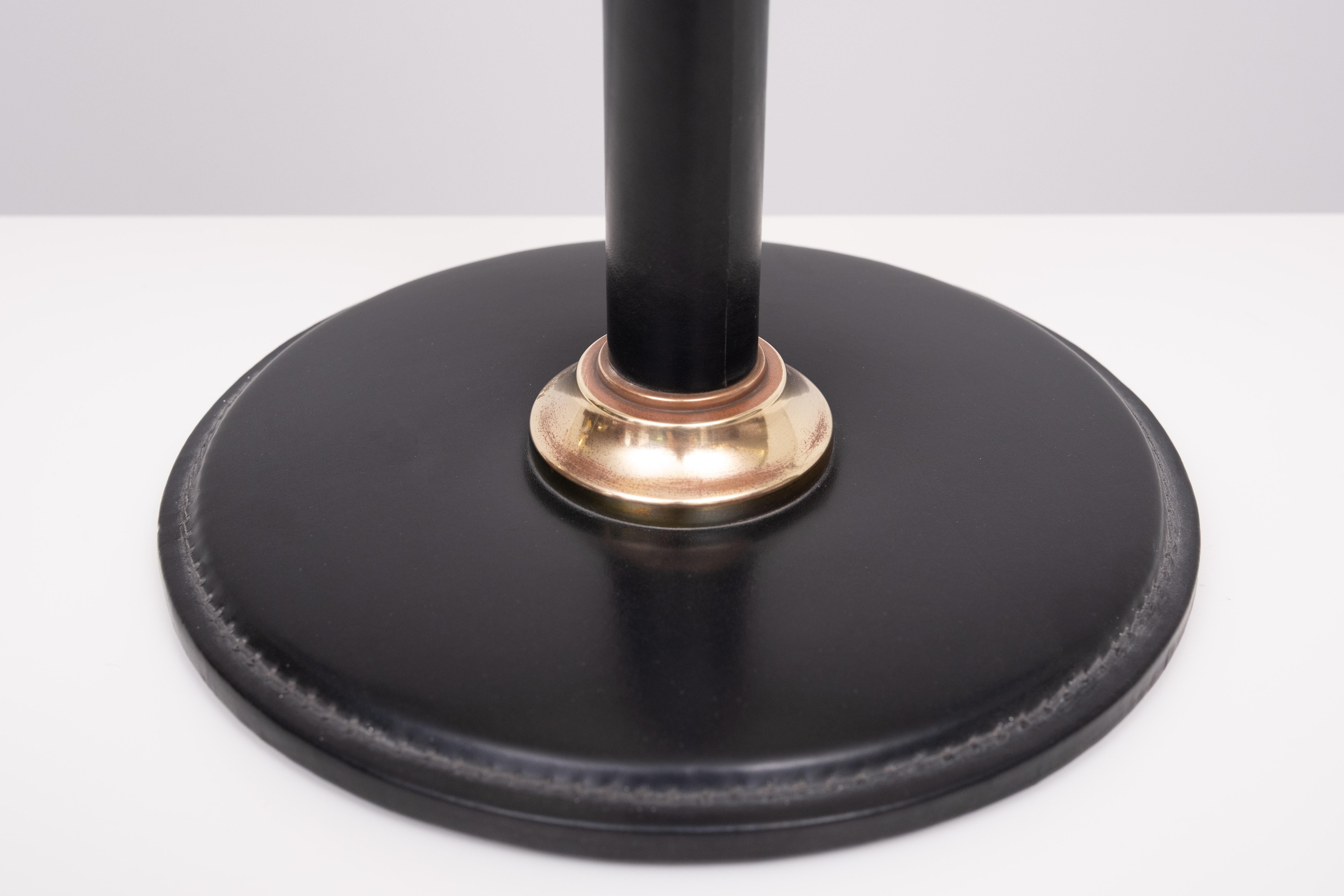 Stich Leather Table lamp Jean Adnet in style 1960s In Good Condition For Sale In Den Haag, NL