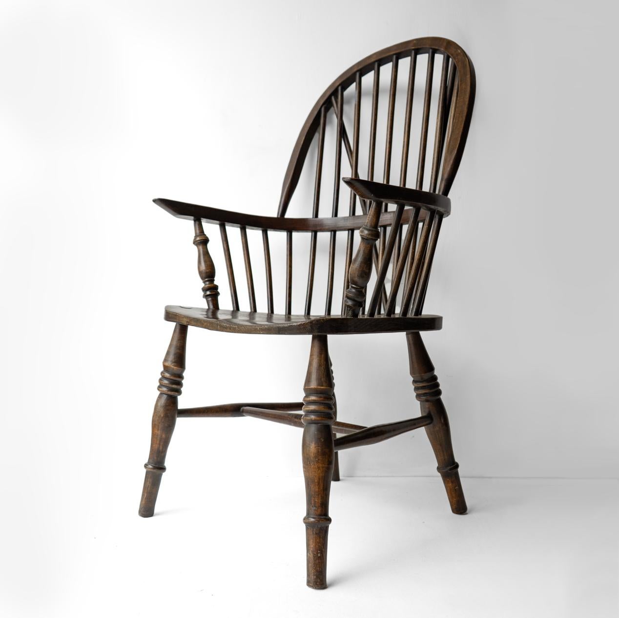 windsor carver chair