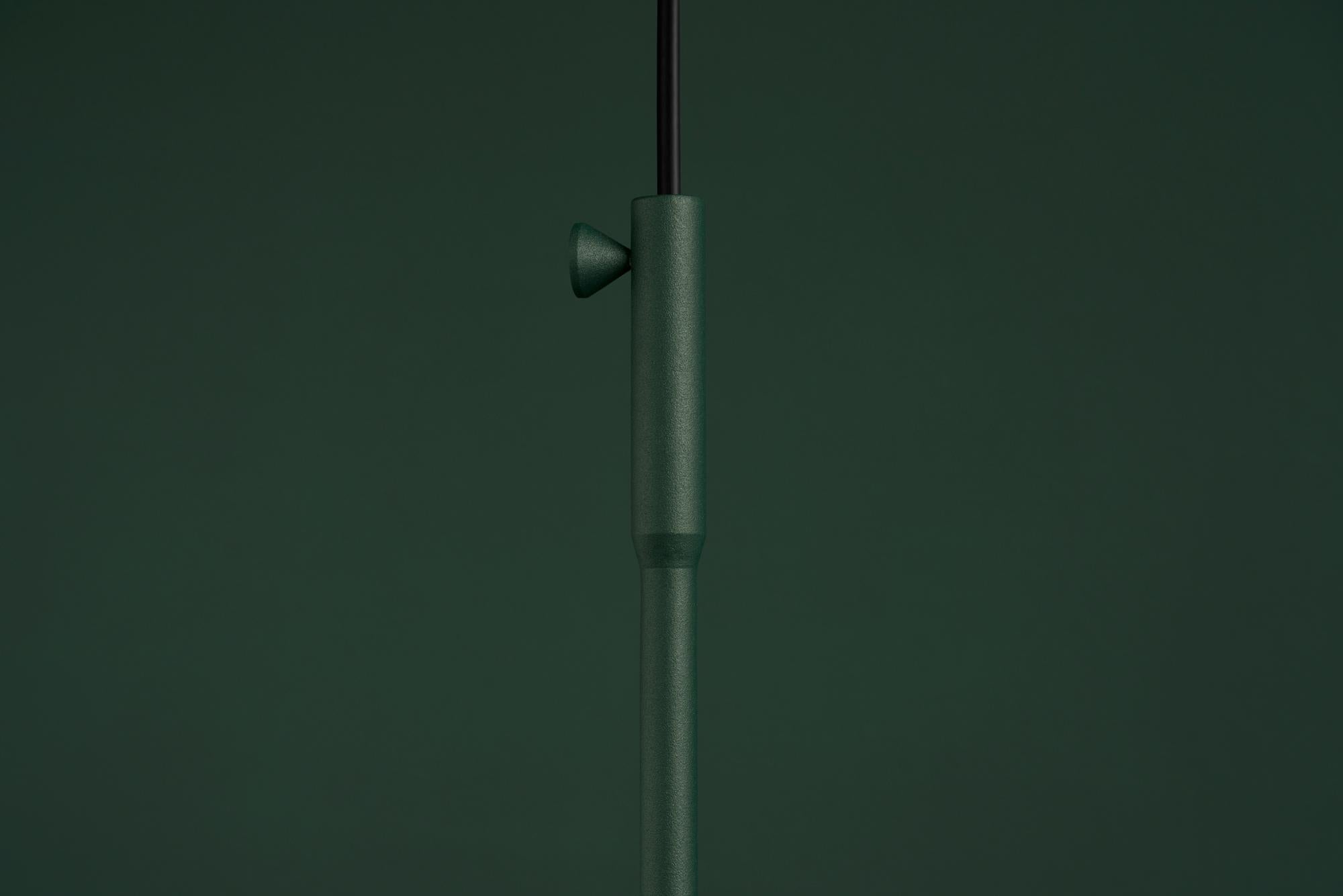 Verniciatura a polvere Lampada a sospensione Stick Forest di +kouple in vendita