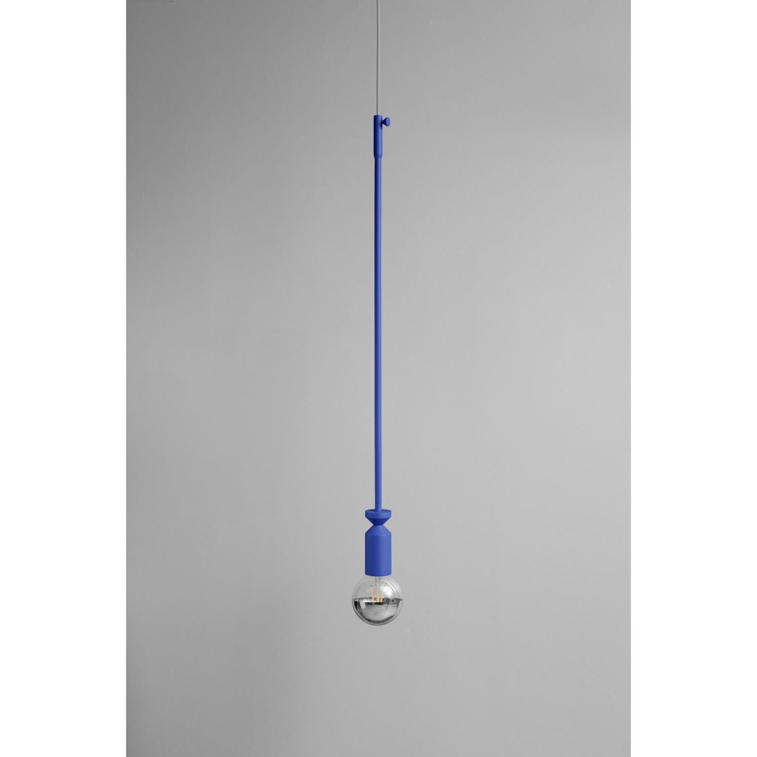 XXI secolo e contemporaneo Lampada a sospensione Stick Grey di +kouple in vendita
