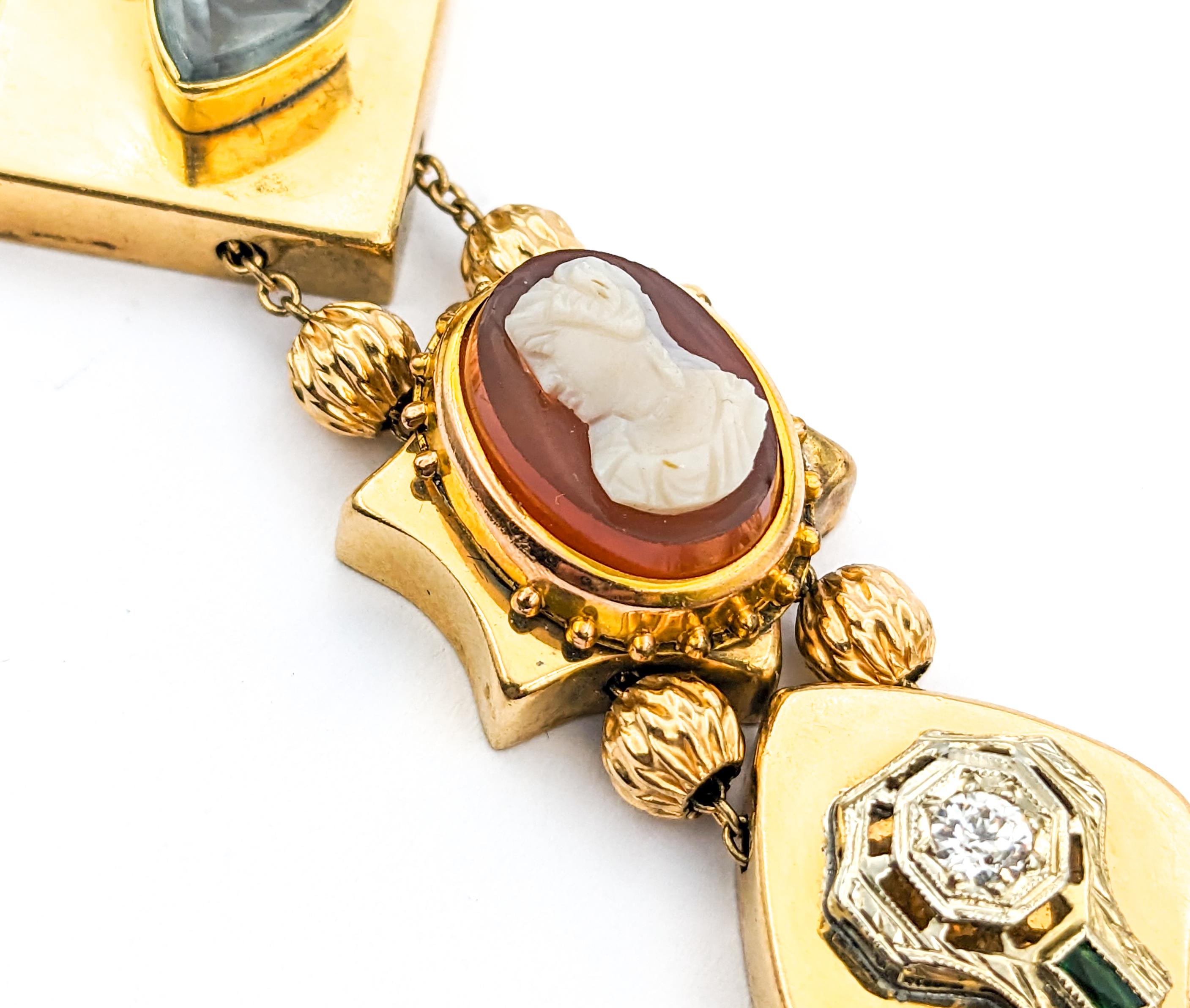 Armband aus Gelbgold mit Diamanten, Smaragden, Rubinen und Perlen-Edelsteinen an der Pin Slide im Zustand „Hervorragend“ im Angebot in Bloomington, MN