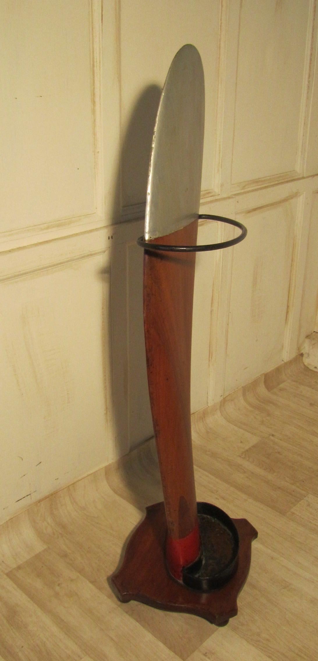 Quirky Stick Stand, made with a WW1 Propellor   In Good Condition For Sale In Chillerton, Isle of Wight