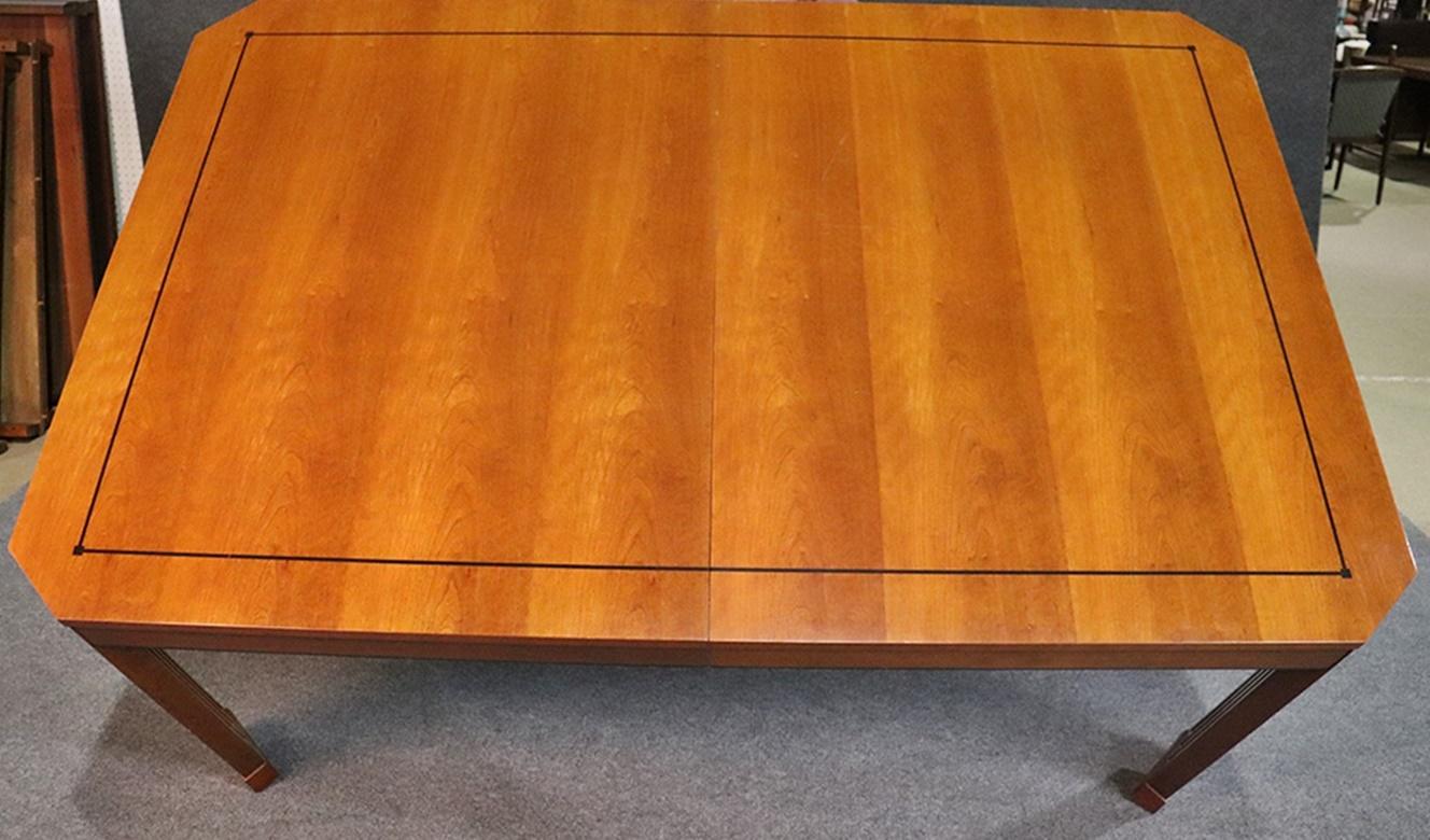 Modern Stickley Mission Craftsman 21st Century Collection Cherry Dining Room Table