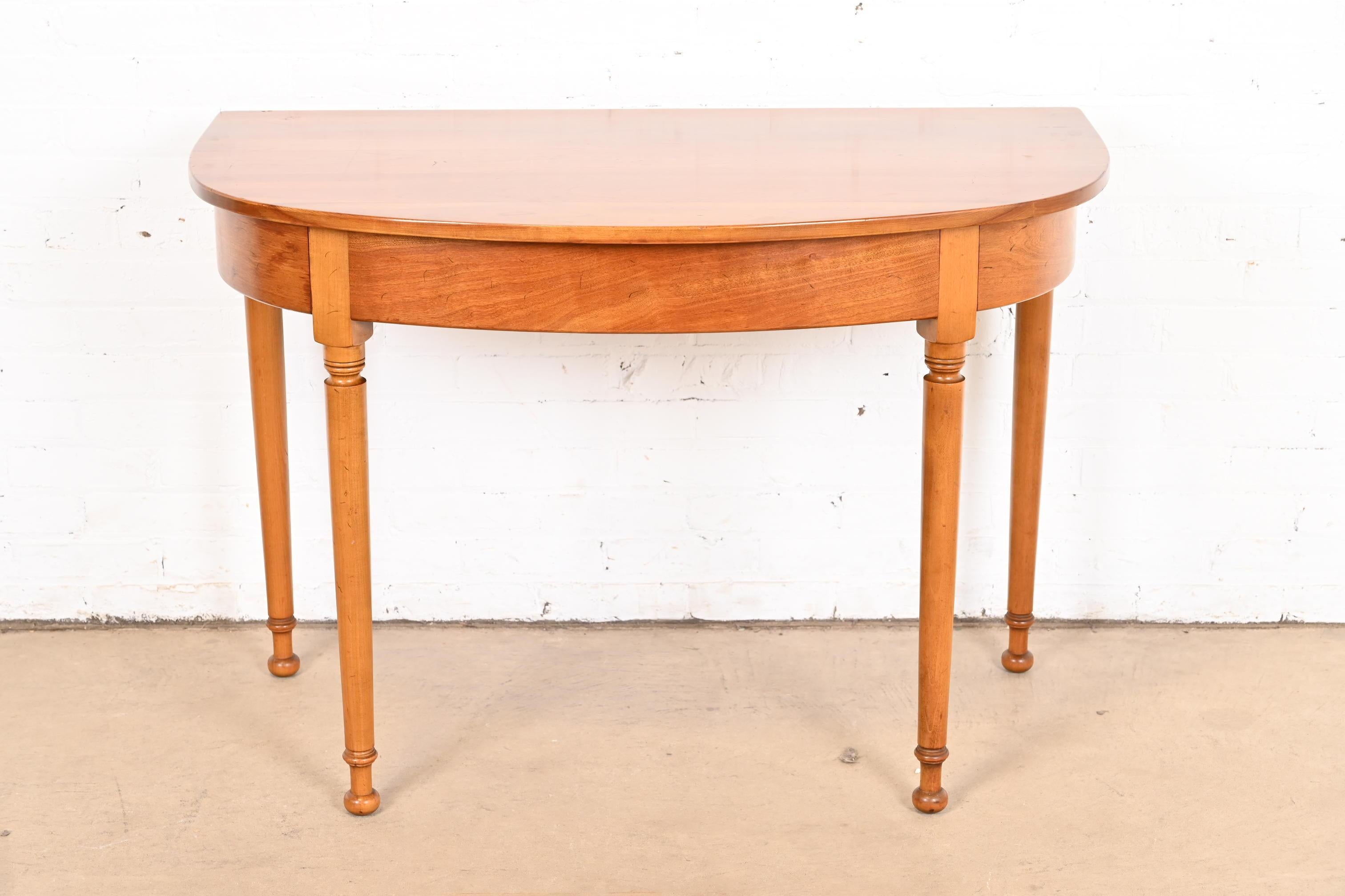 Stickley American Colonial Carved Cherry Wood Demilune Console or Entry Table In Good Condition For Sale In South Bend, IN