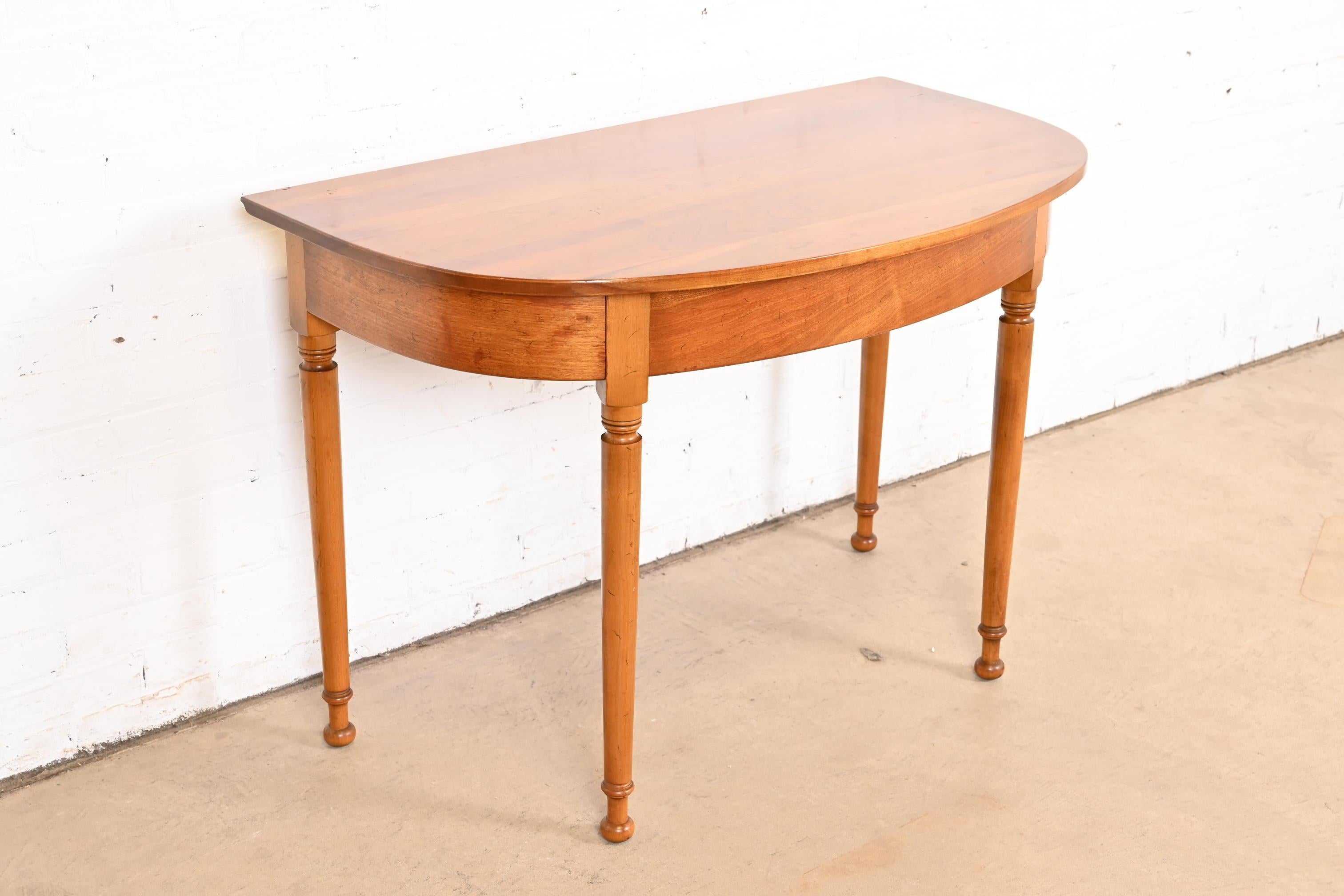 Stickley American Colonial Carved Cherry Wood Demilune Console or Entry Table For Sale 1