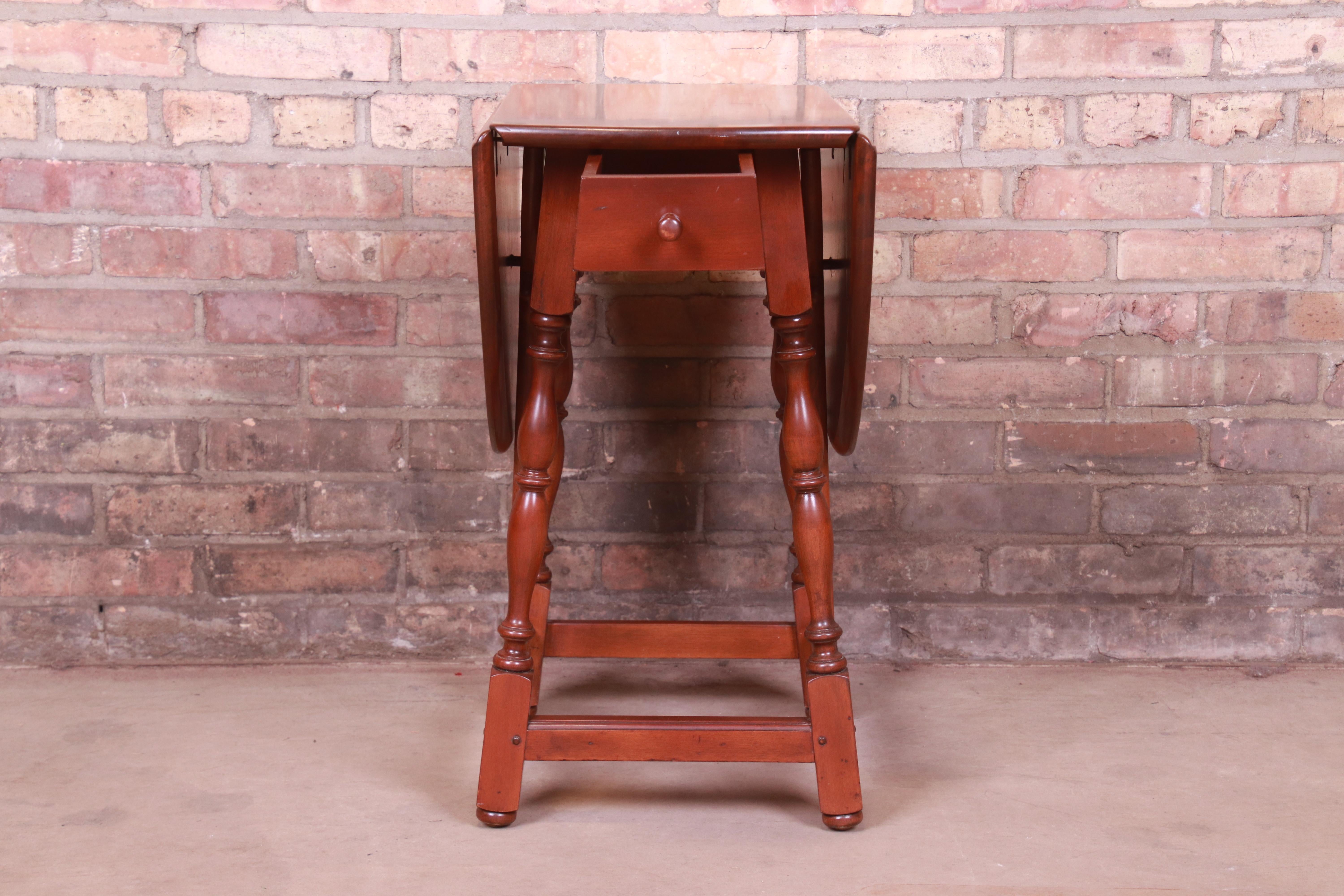 Stickley American Colonial Cherry Drop-Leaf Occasional Side Table 7