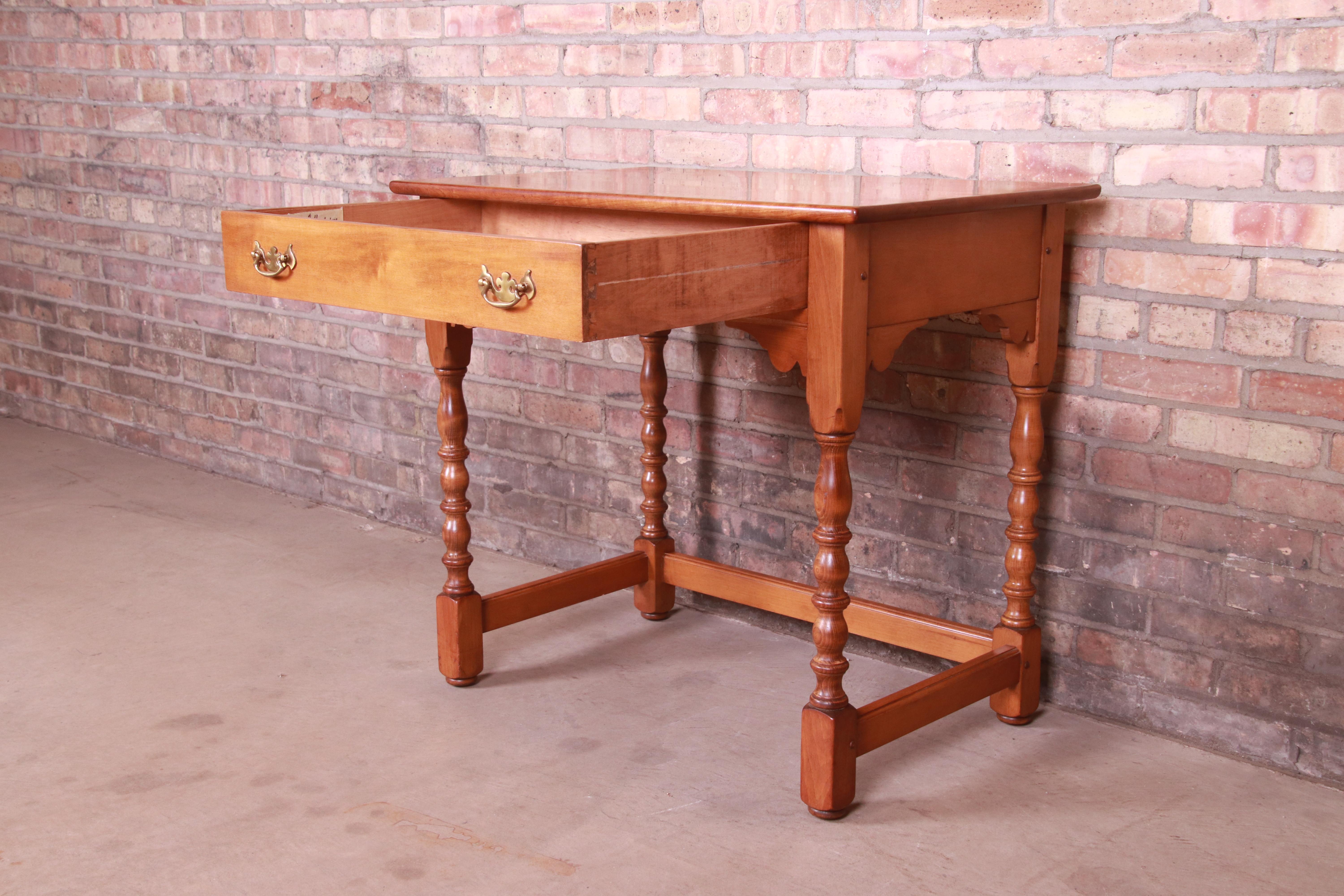 Mid-20th Century Stickley American Colonial Cherry Wood Writing Desk, 1960 For Sale