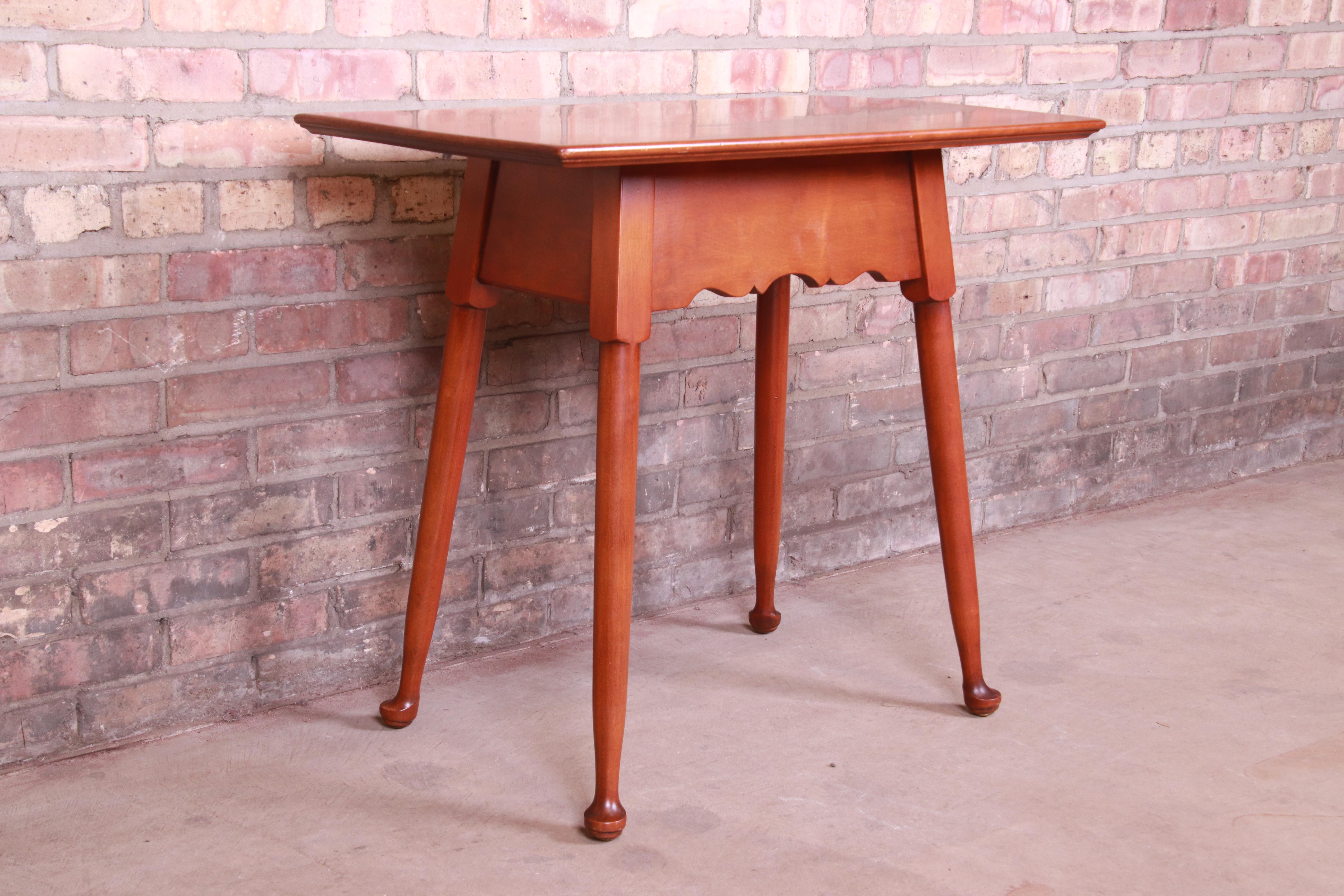 Stickley American Colonial Solid Cherry Occasional Table In Good Condition For Sale In South Bend, IN