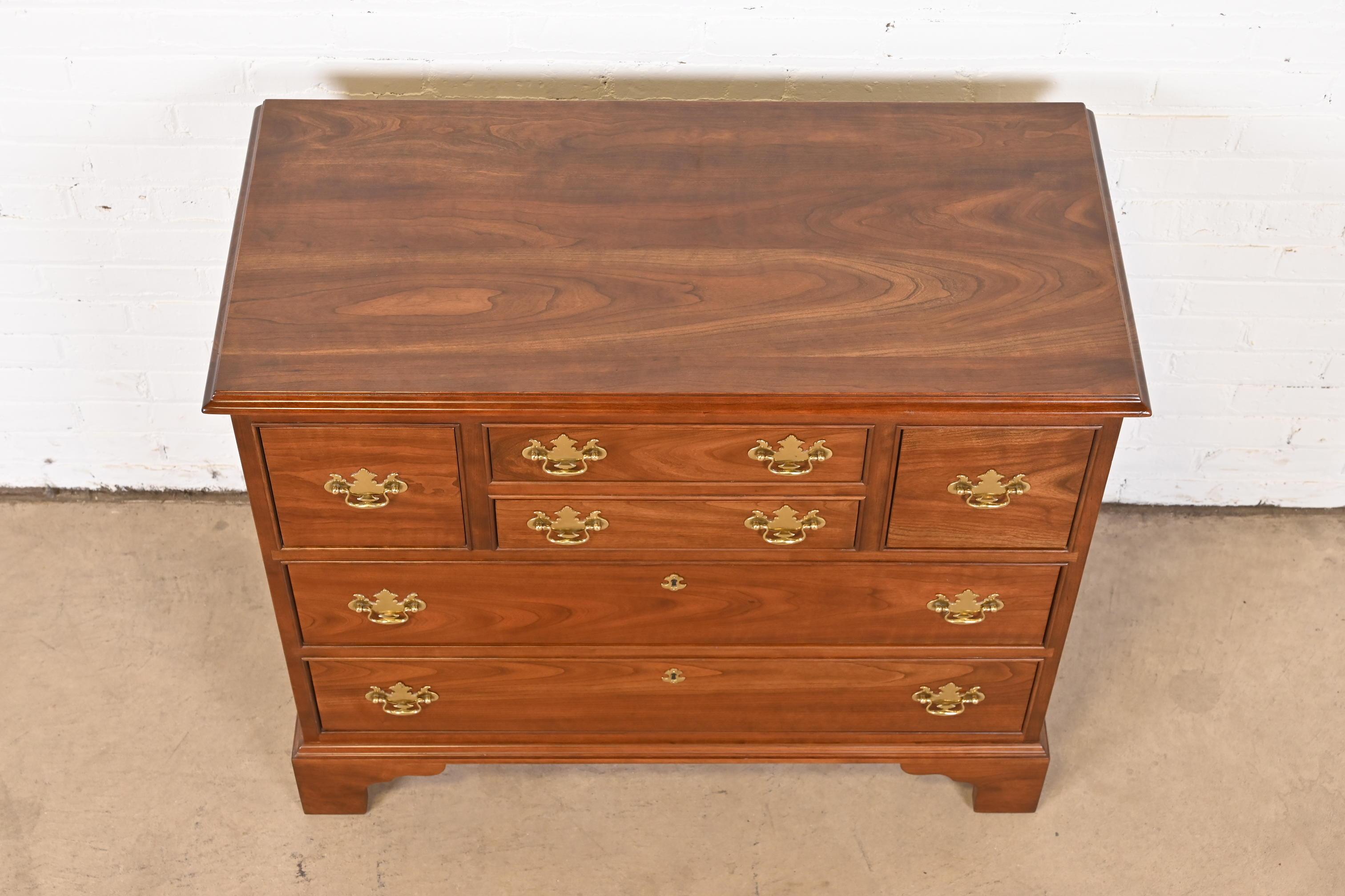 Stickley American Colonial Solid Cherry Wood Chest of Drawers 8