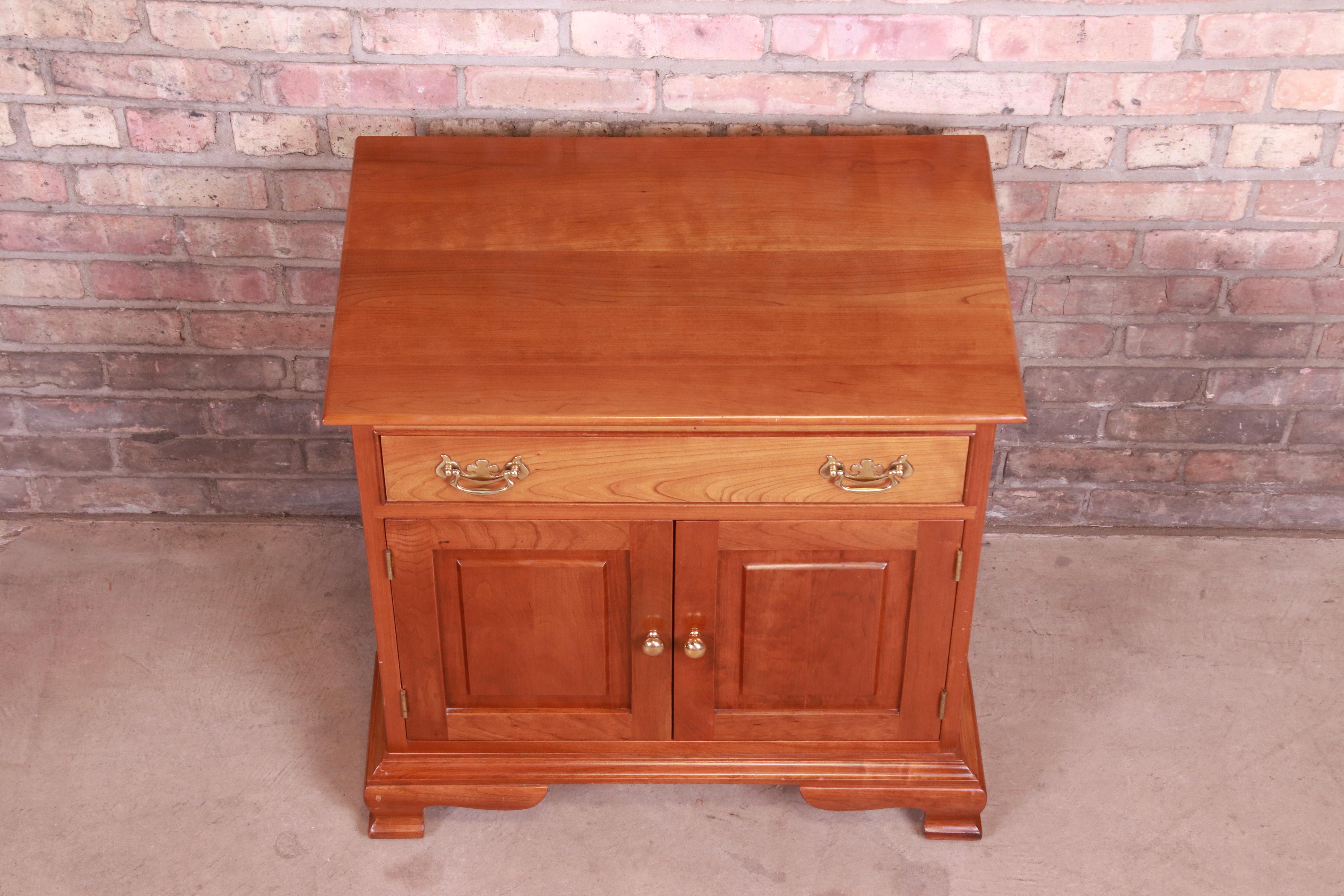 Stickley American Colonial Solid Cherry Wood Nightstand, Circa 1950s 3
