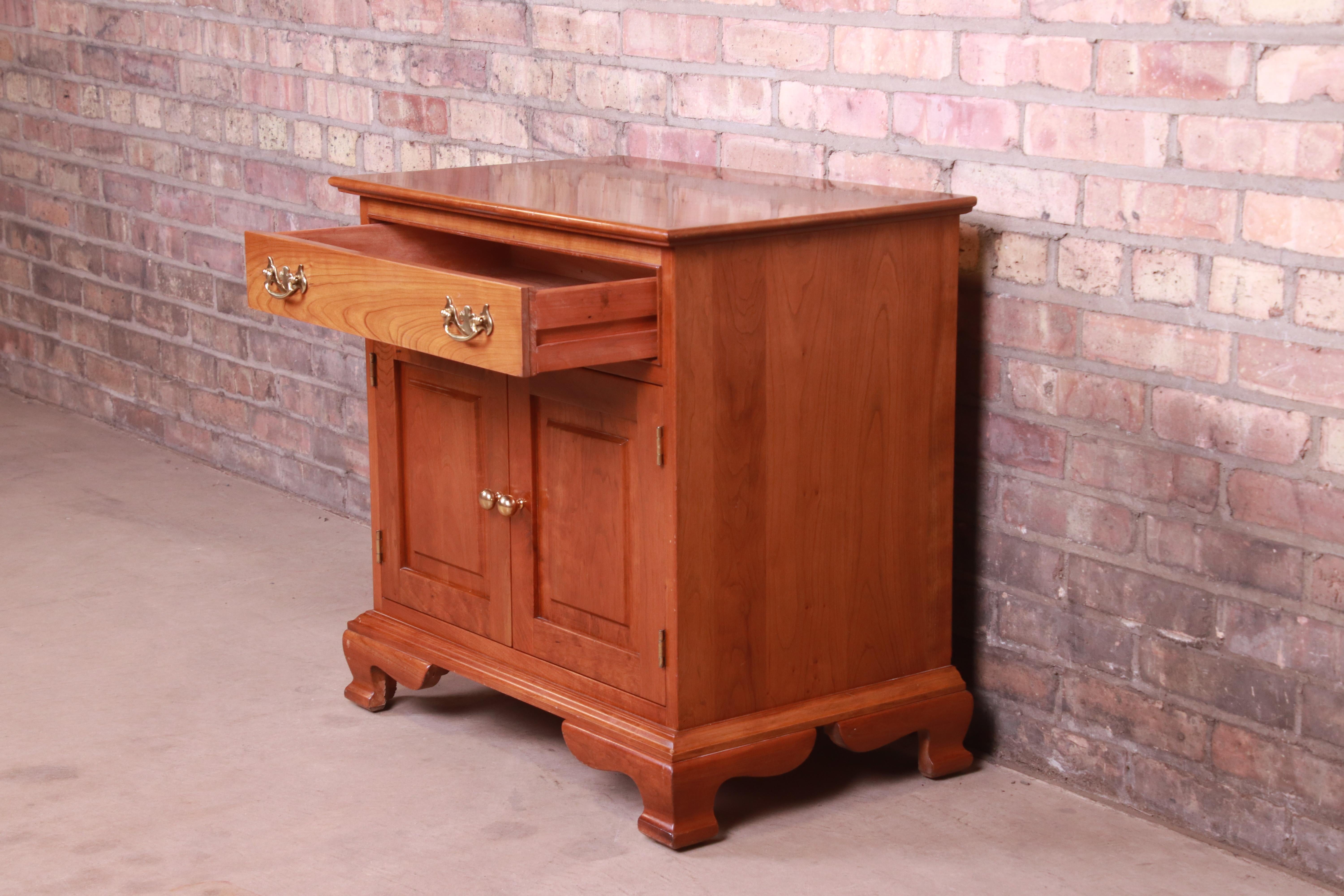 Brass Stickley American Colonial Solid Cherry Wood Nightstand, Circa 1950s