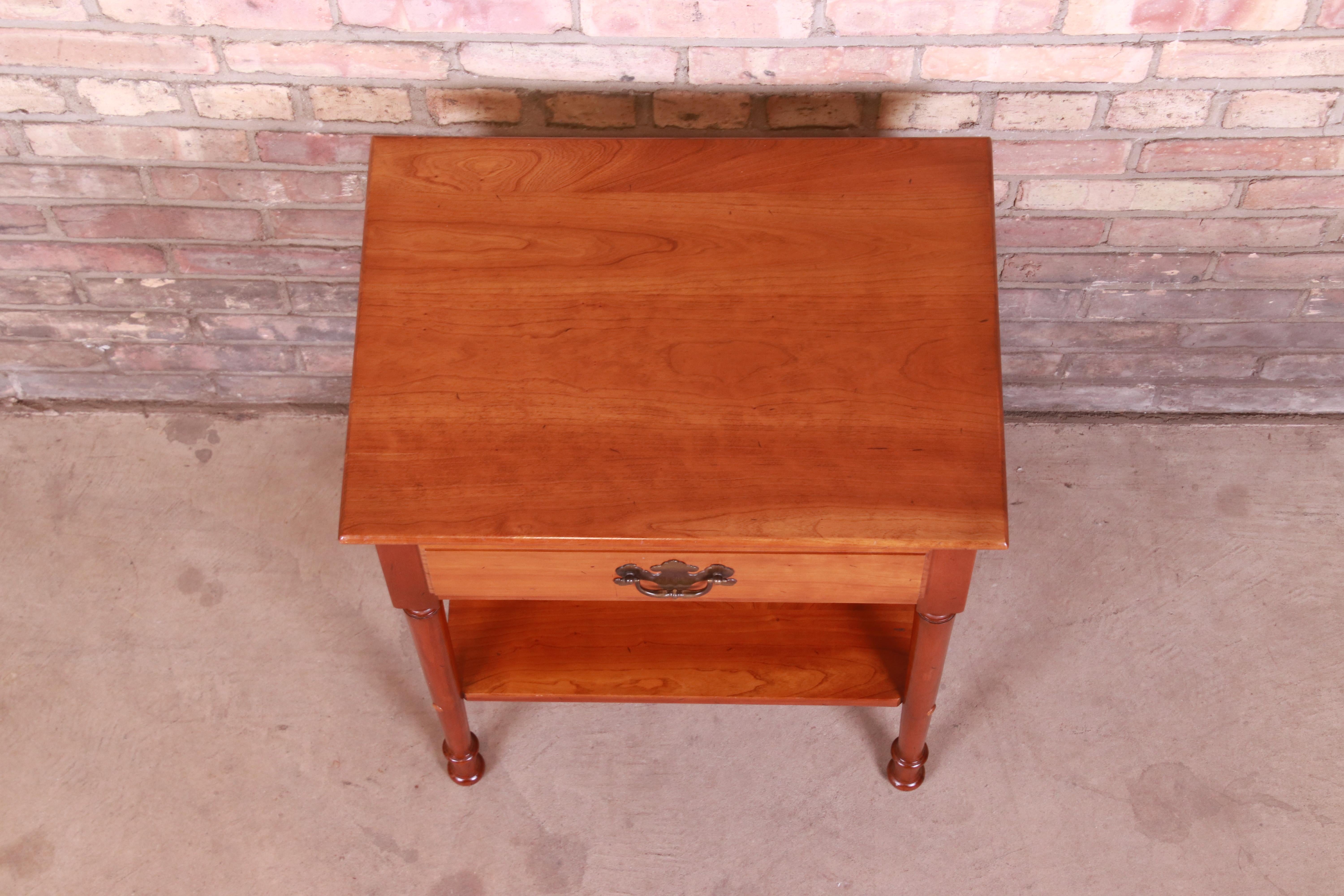 Late 20th Century Stickley American Colonial Solid Cherry Wood Nightstand or Occasional Side Table