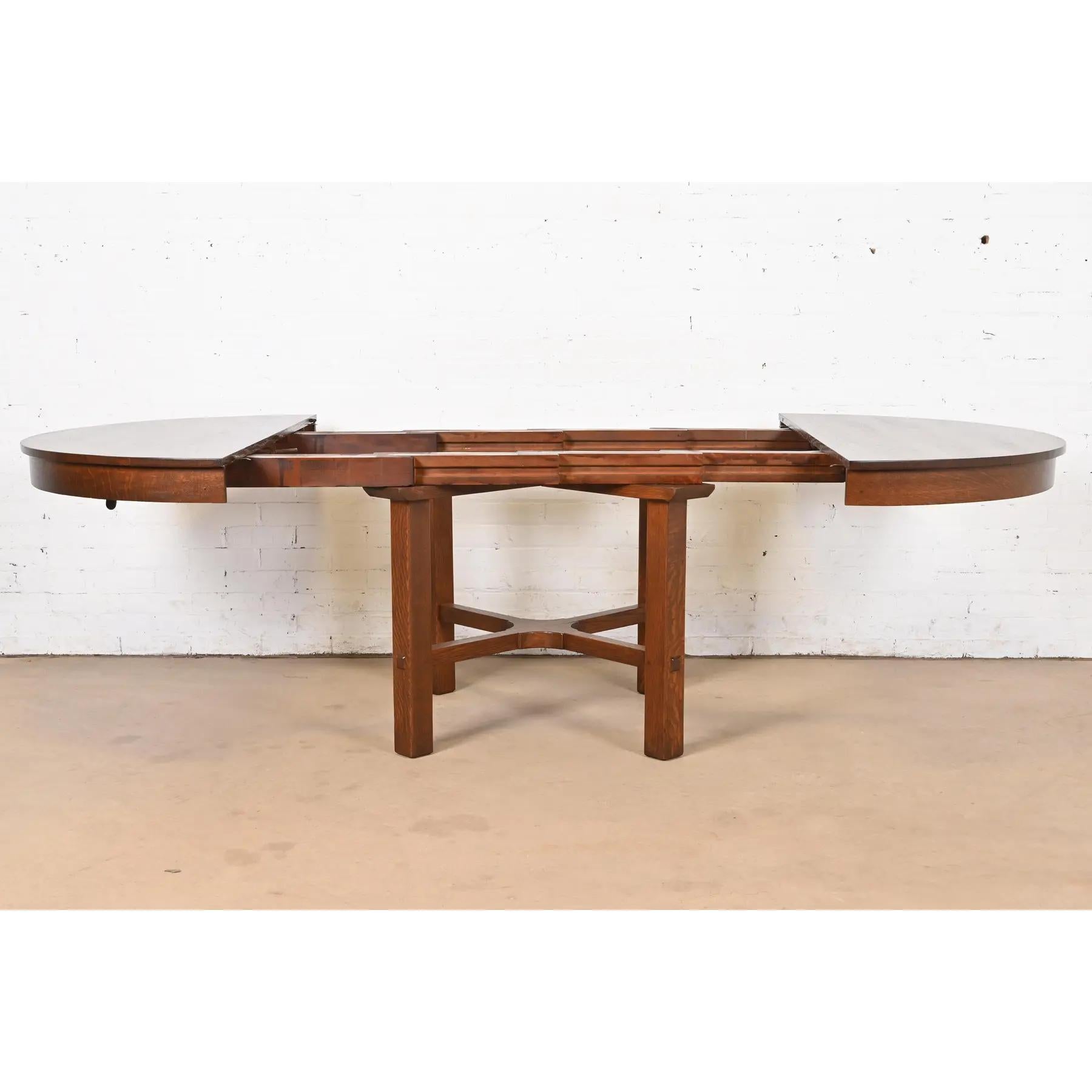 Mesa de comedor antigua Stickley Mission Oak Arts & Crafts, recién acabada en venta 4
