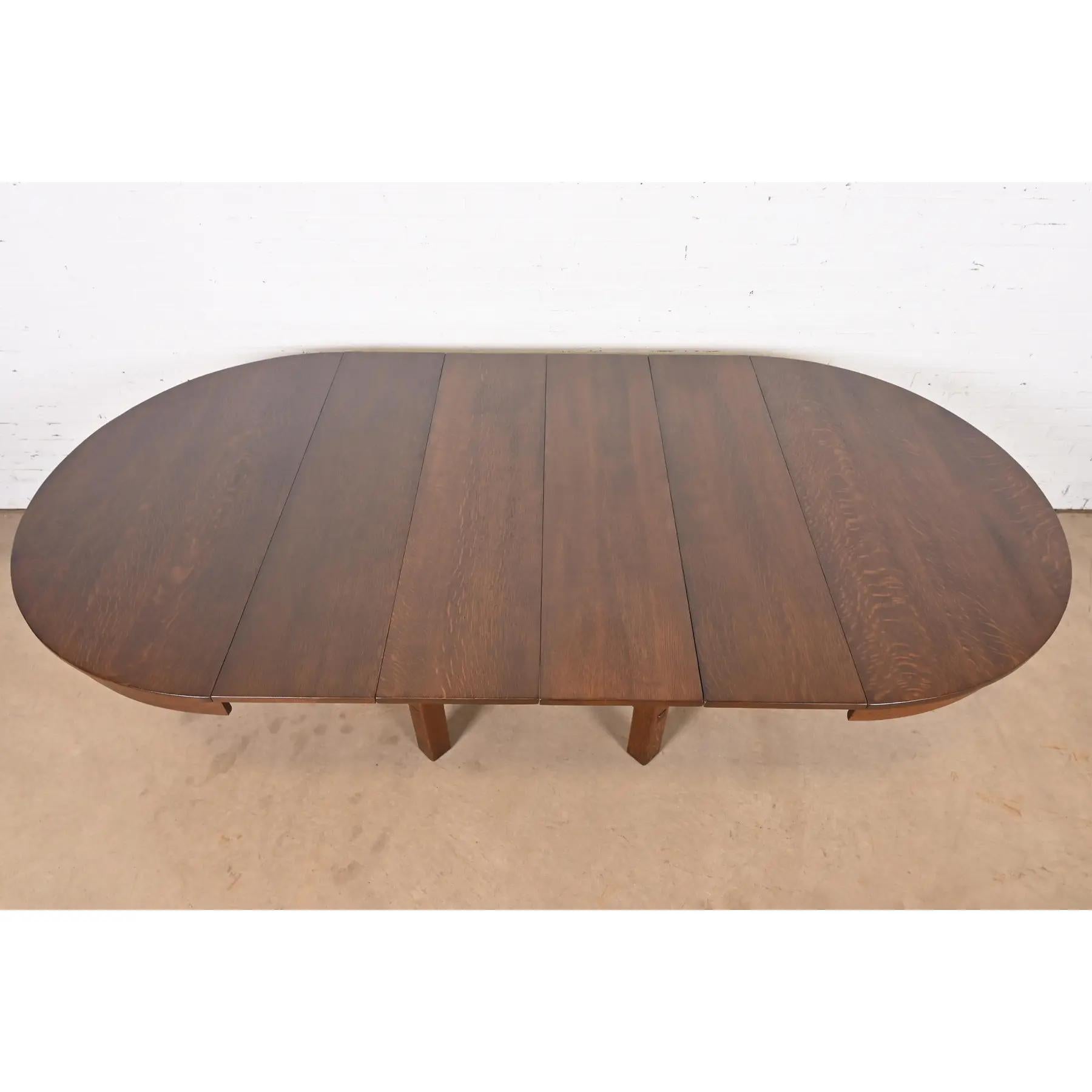 Mesa de comedor antigua Stickley Mission Oak Arts & Crafts, recién acabada en Bueno estado para la venta en South Bend, IN