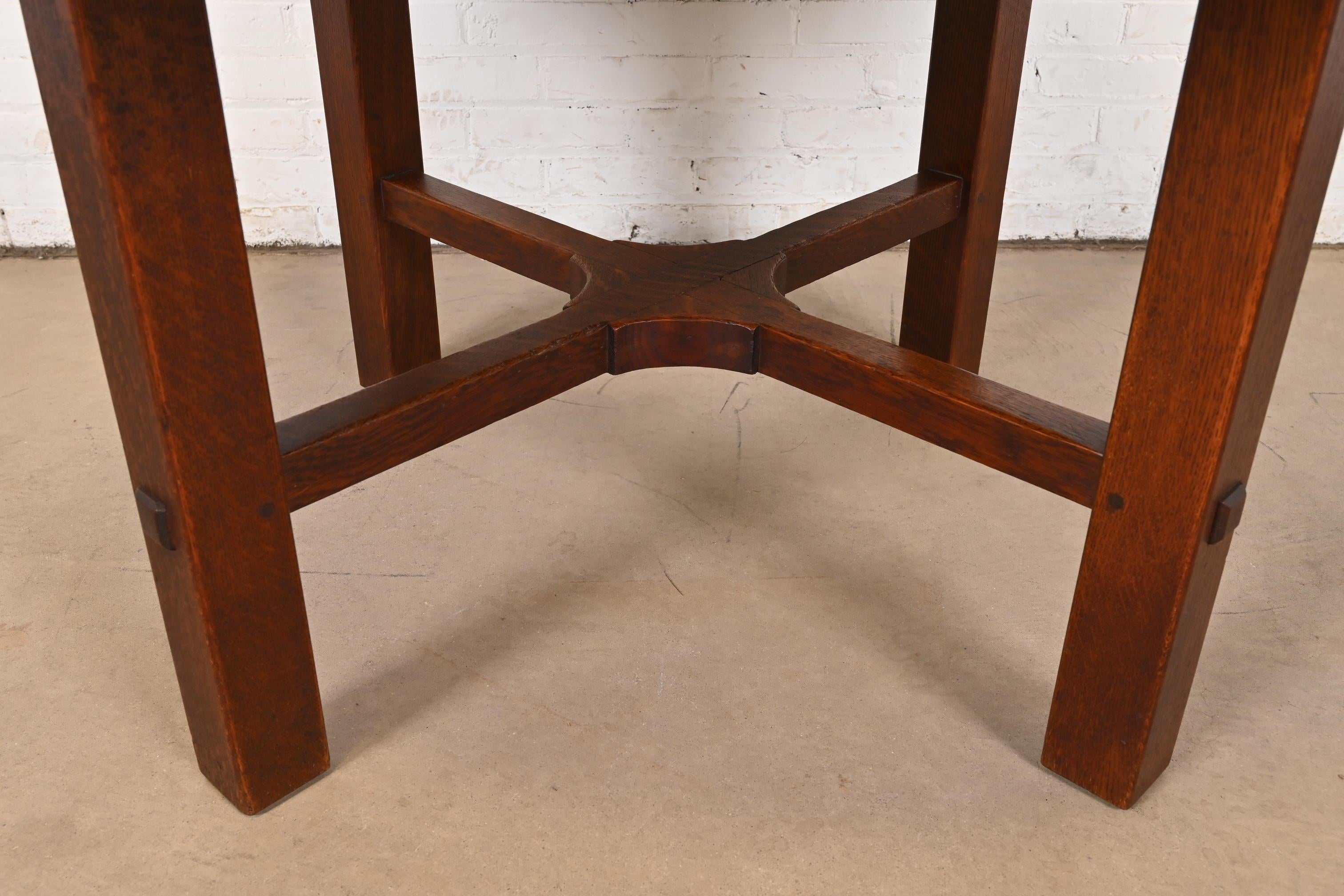 Table de salle à manger à rallonge Stickley Antique Mission Oak Arts & Craft, Circa 1900 en vente 4